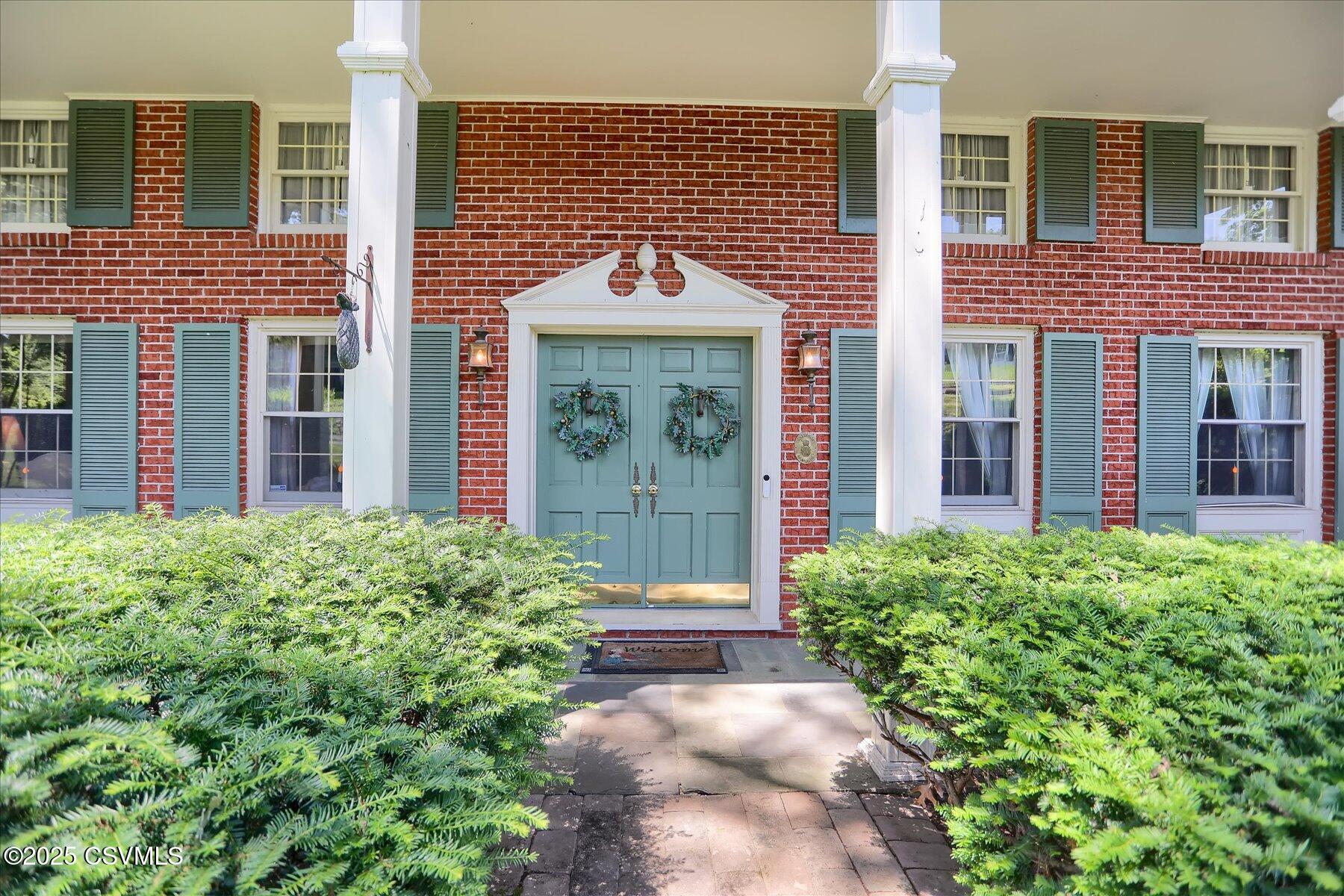 5 WILSON Circle