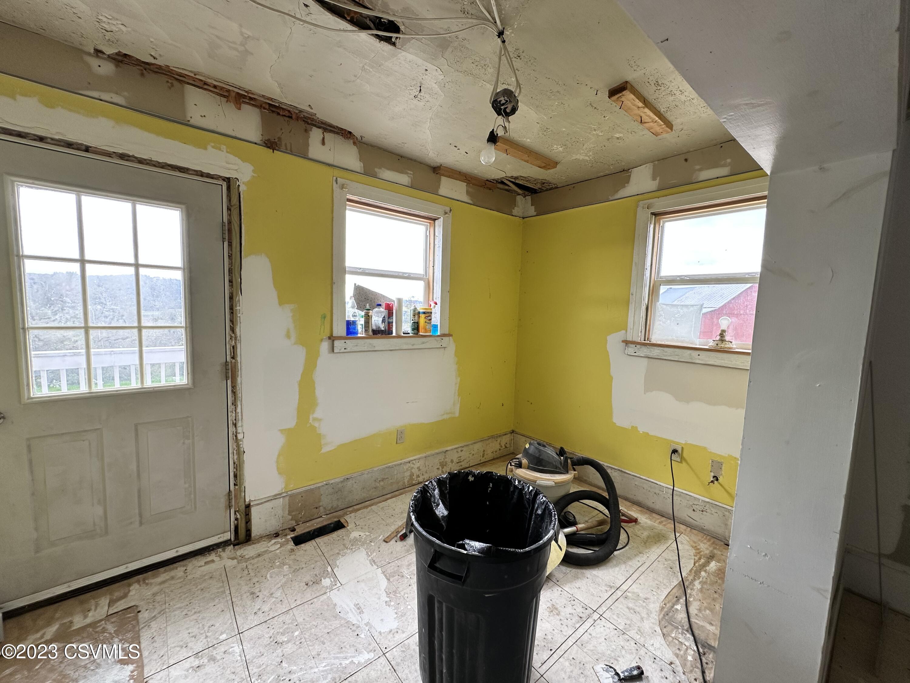 Nescopeck, Pennsylvania 18635, United States, 7 Bedrooms Bedrooms, ,4 BathroomsBathrooms,Residential,Active,69612
