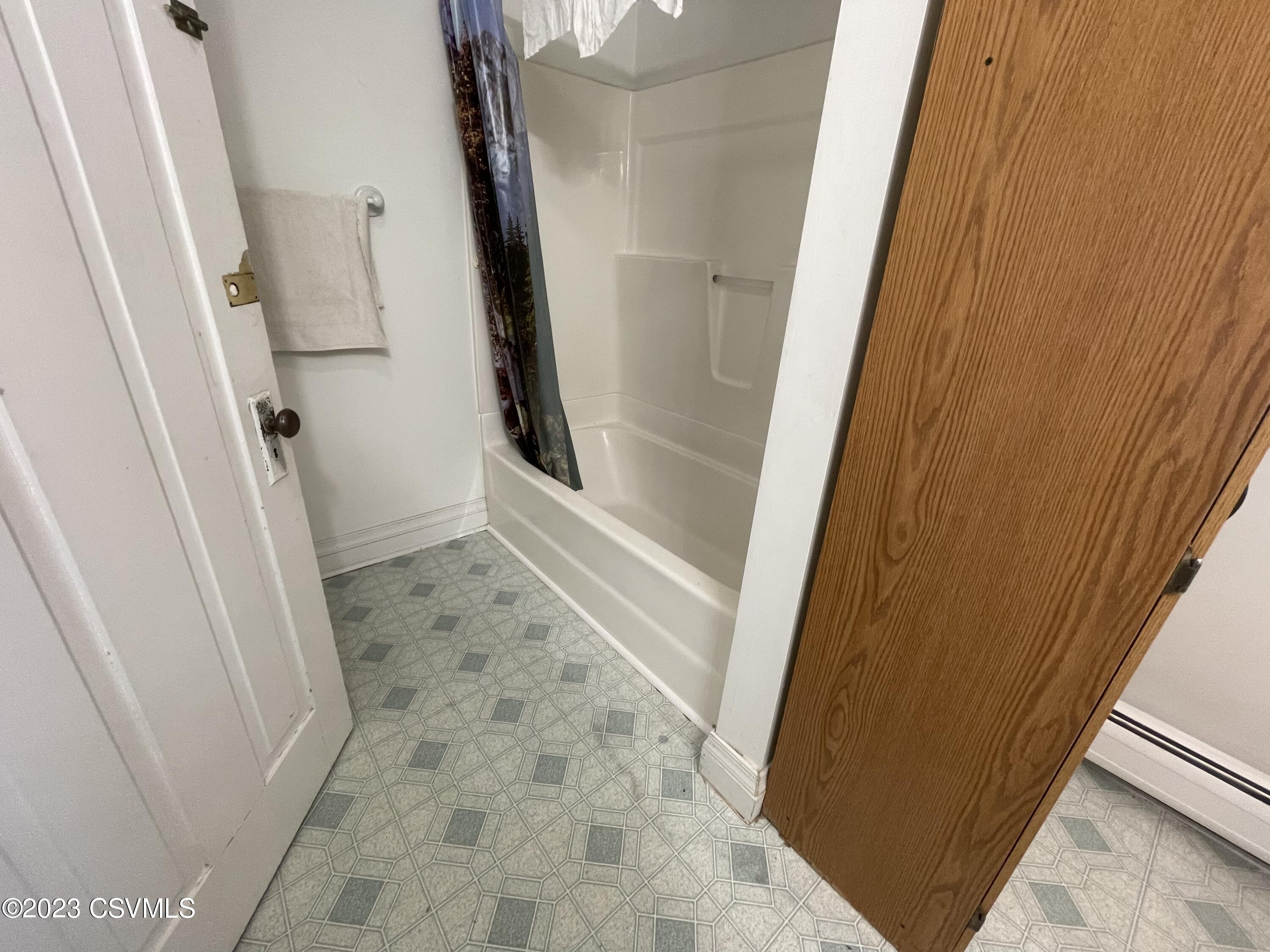 Nescopeck, Pennsylvania 18635, United States, 7 Bedrooms Bedrooms, ,4 BathroomsBathrooms,Residential,Active,69612