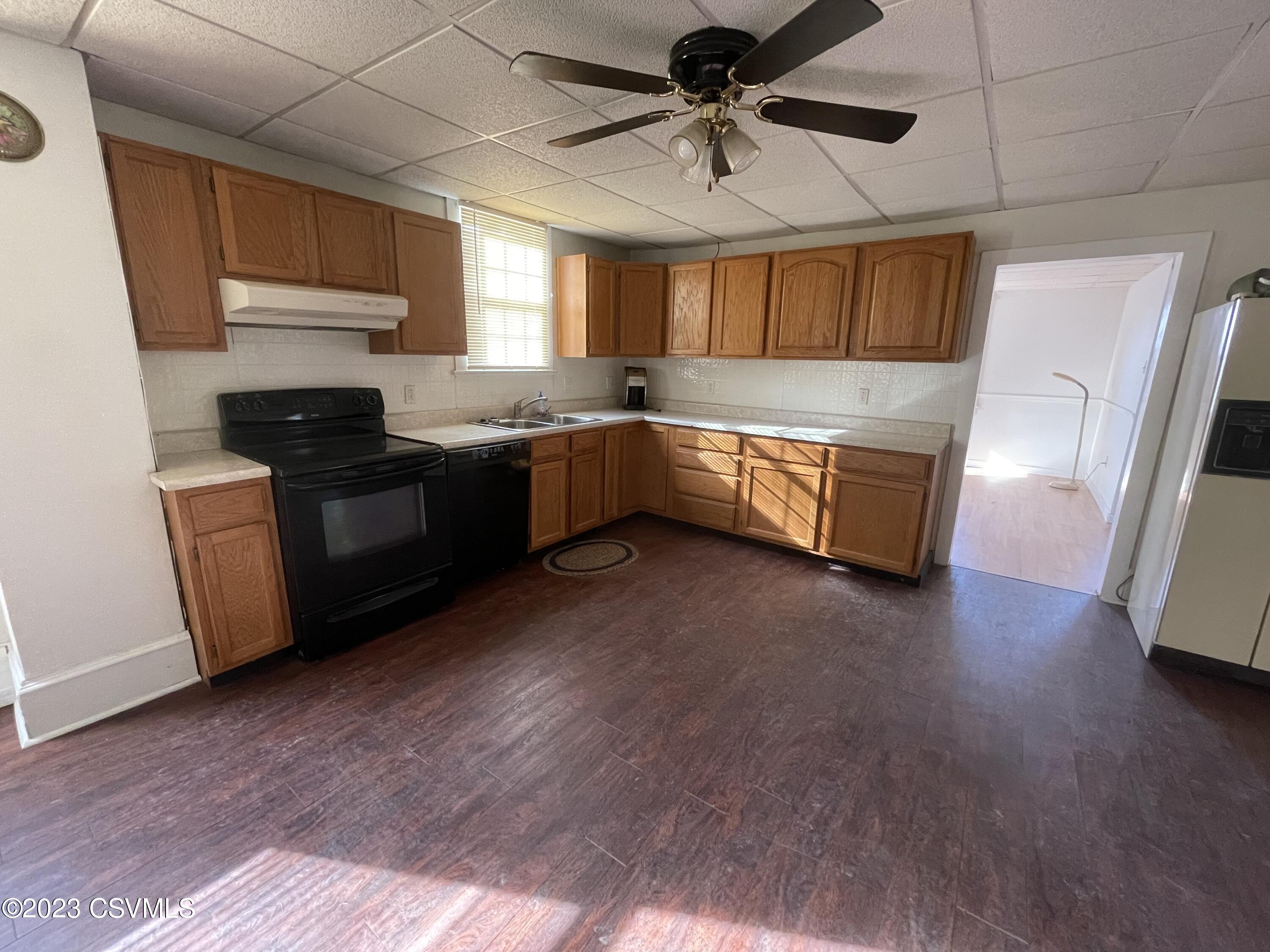 Nescopeck, Pennsylvania 18635, United States, 7 Bedrooms Bedrooms, ,4 BathroomsBathrooms,Residential,Active,69612