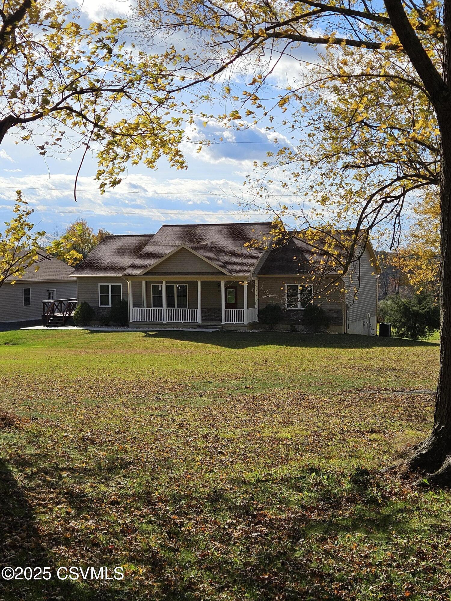 Properties 3 12 OAK WOODS Lane