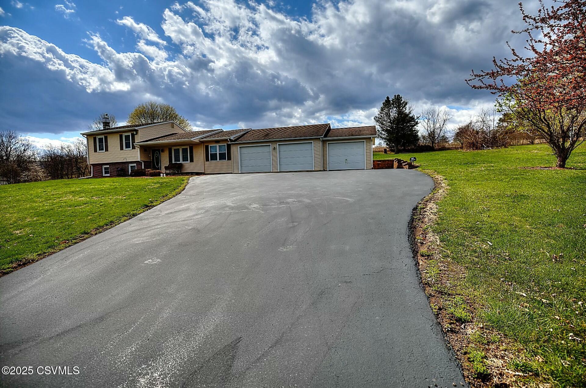 26 DEER Road
