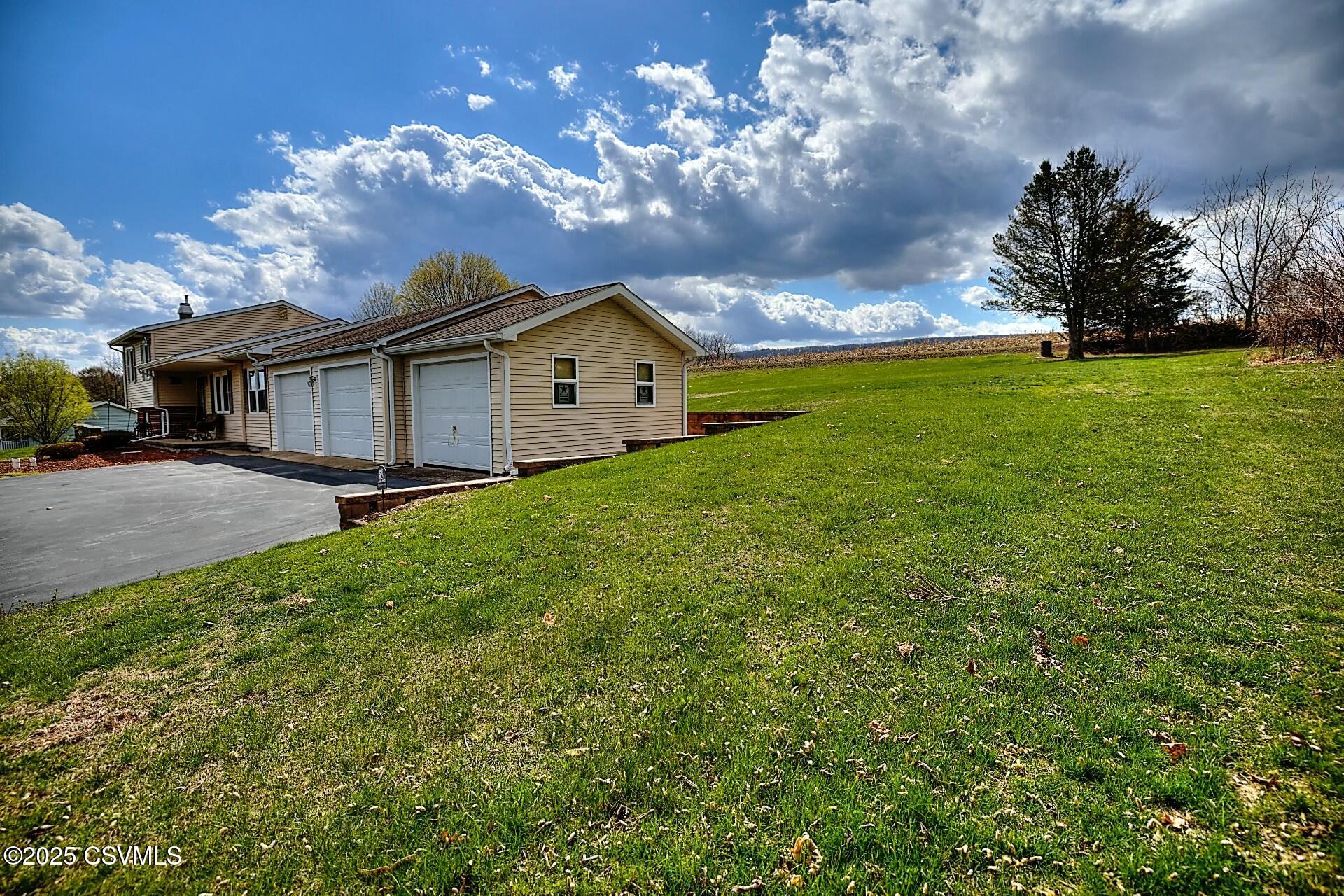 26 DEER Road