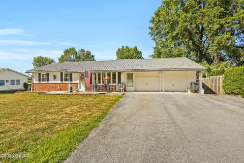 Realtor.com Bloomsburg Pa or Realtor in Bloomsburg 91 145 E VICKIE Lane Elizabethville PA 17023