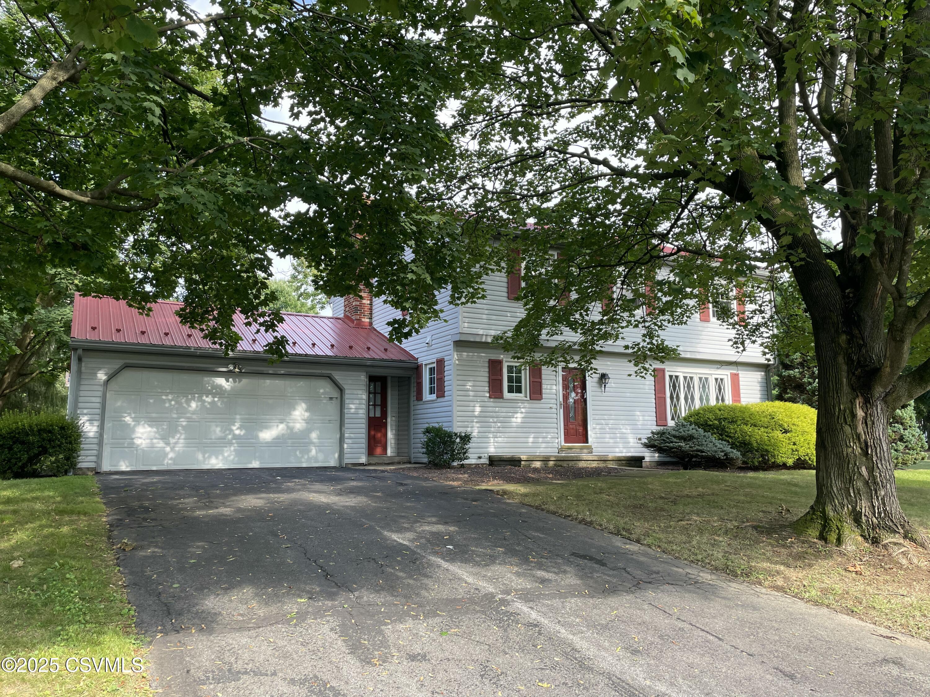 Lewisburg, Pennsylvania 17837, United States, 4 Bedrooms Bedrooms, ,2 BathroomsBathrooms,Residential,Active,192505