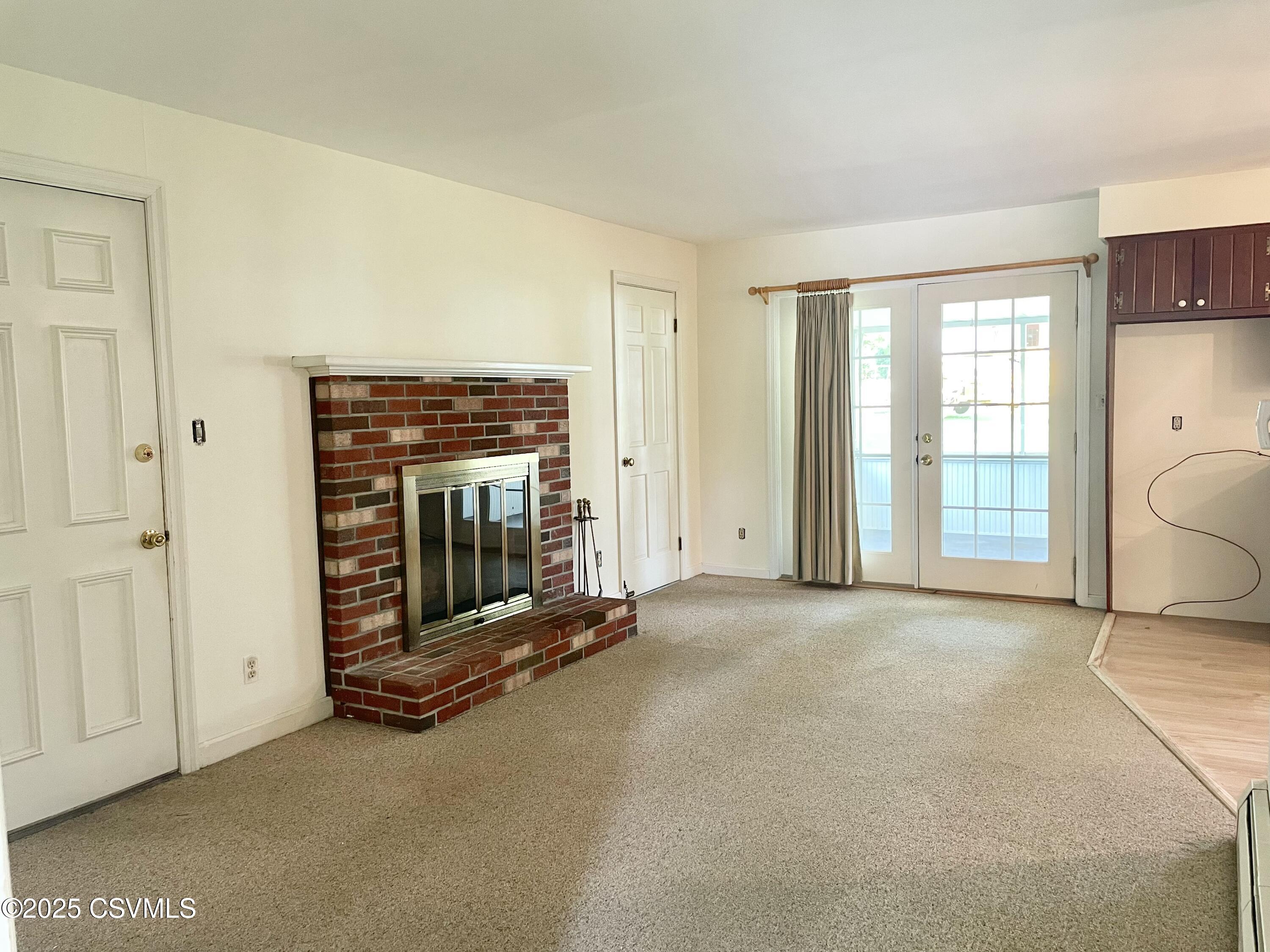 218 S 17TH Street