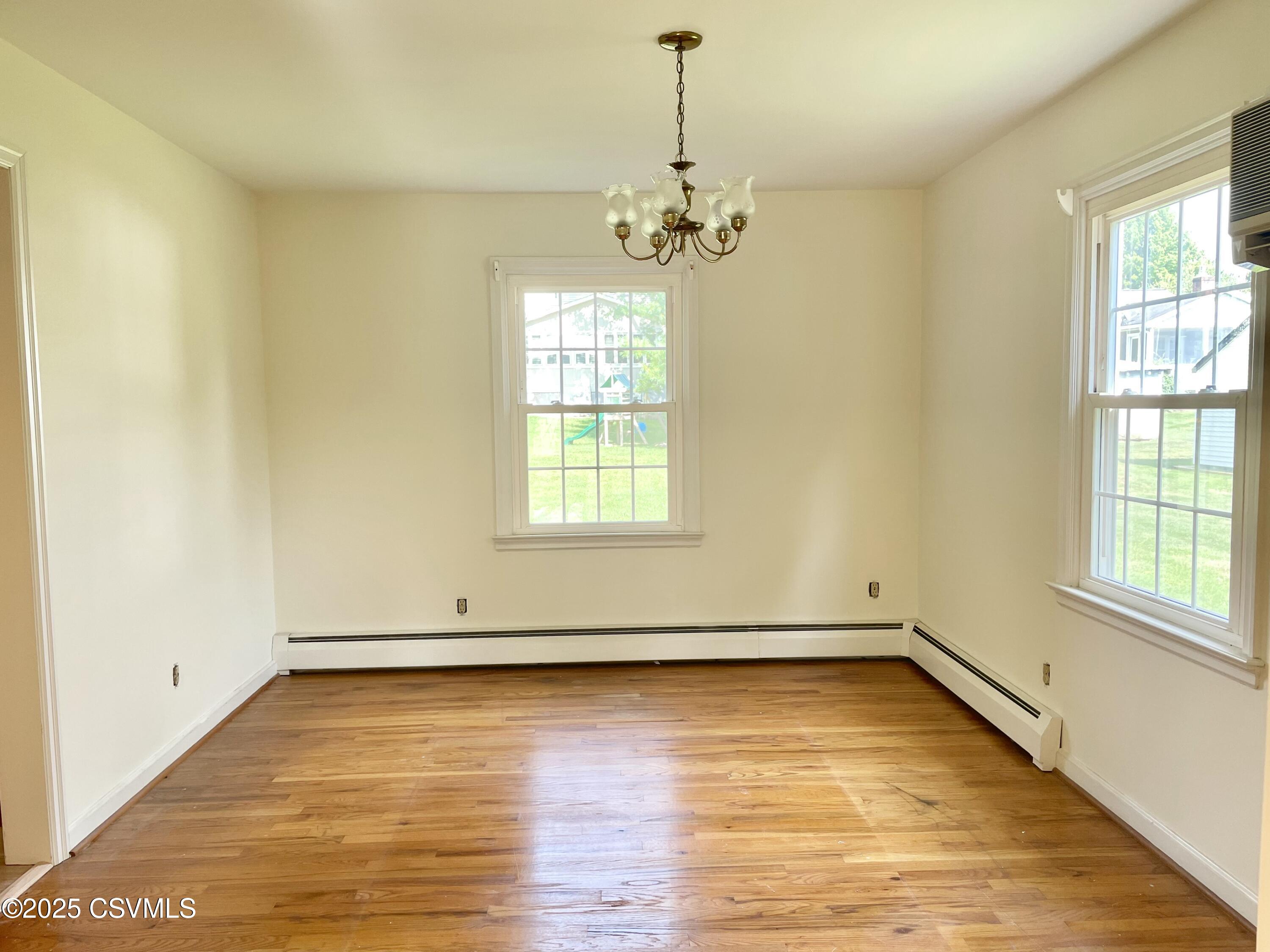 Lewisburg, Pennsylvania 17837, United States, 4 Bedrooms Bedrooms, ,2 BathroomsBathrooms,Residential,Active,192505