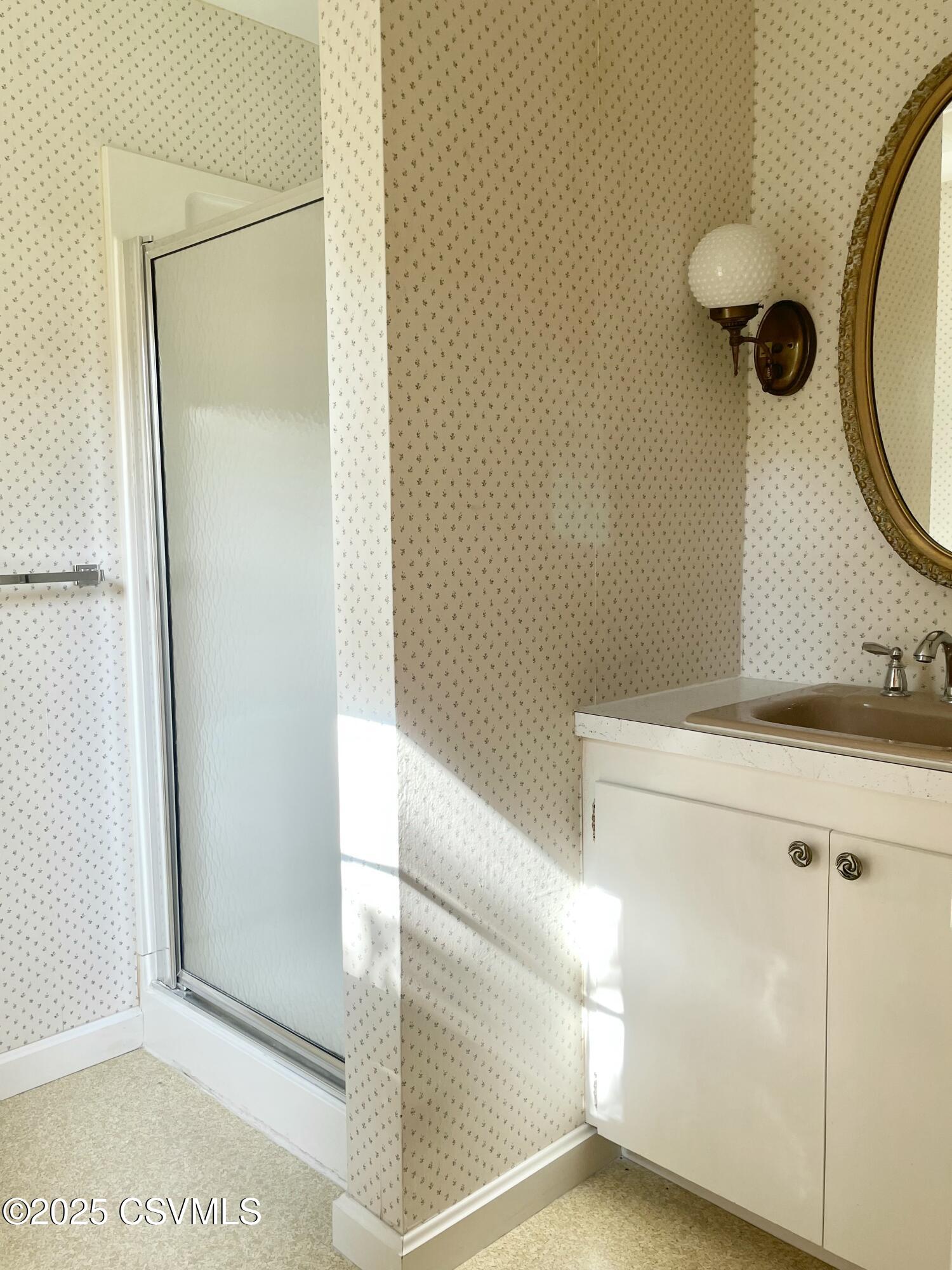 Lewisburg, Pennsylvania 17837, United States, 4 Bedrooms Bedrooms, ,2 BathroomsBathrooms,Residential,Active,192505