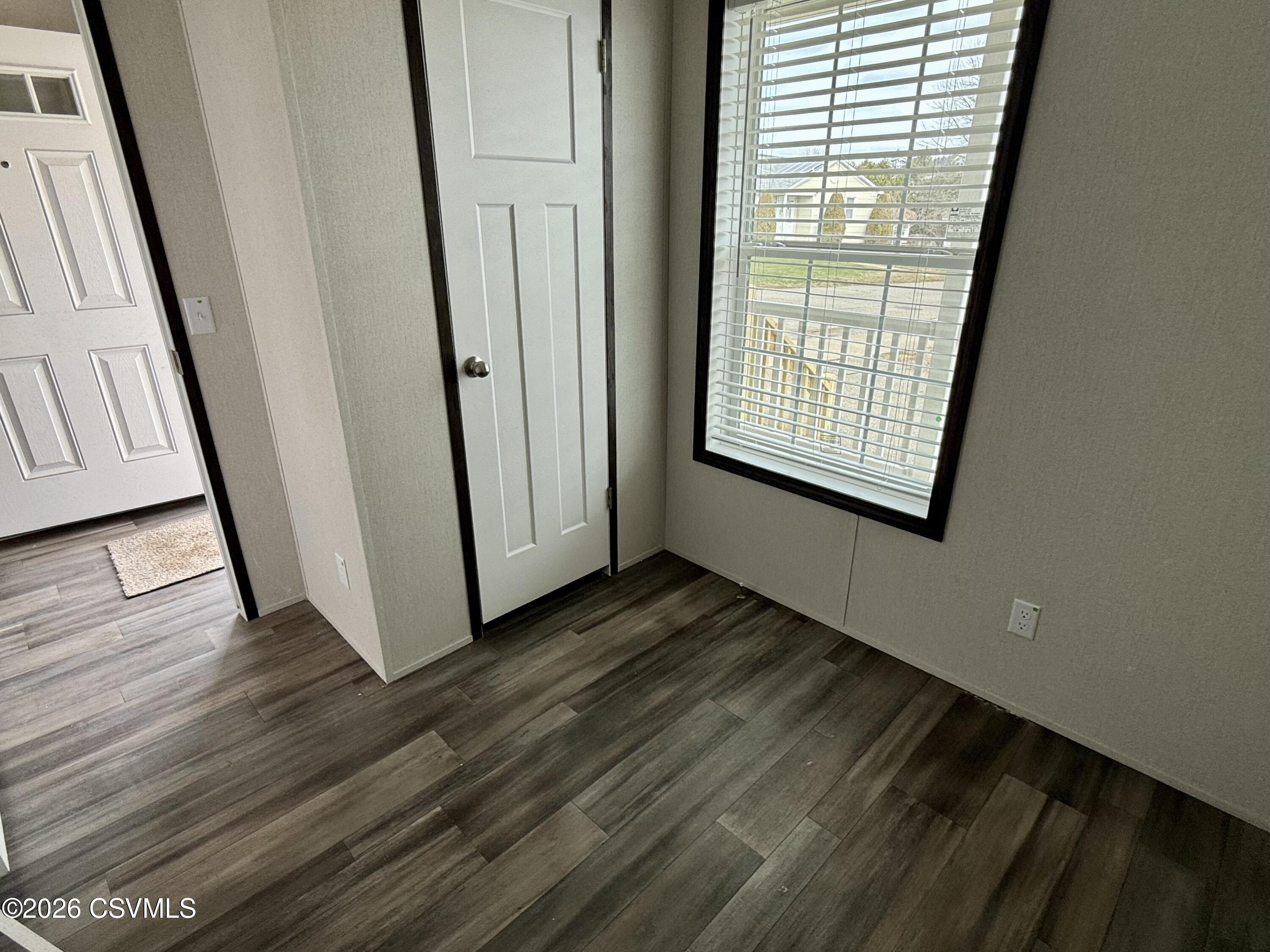Properties 5 Lot 11,320 e 13th street