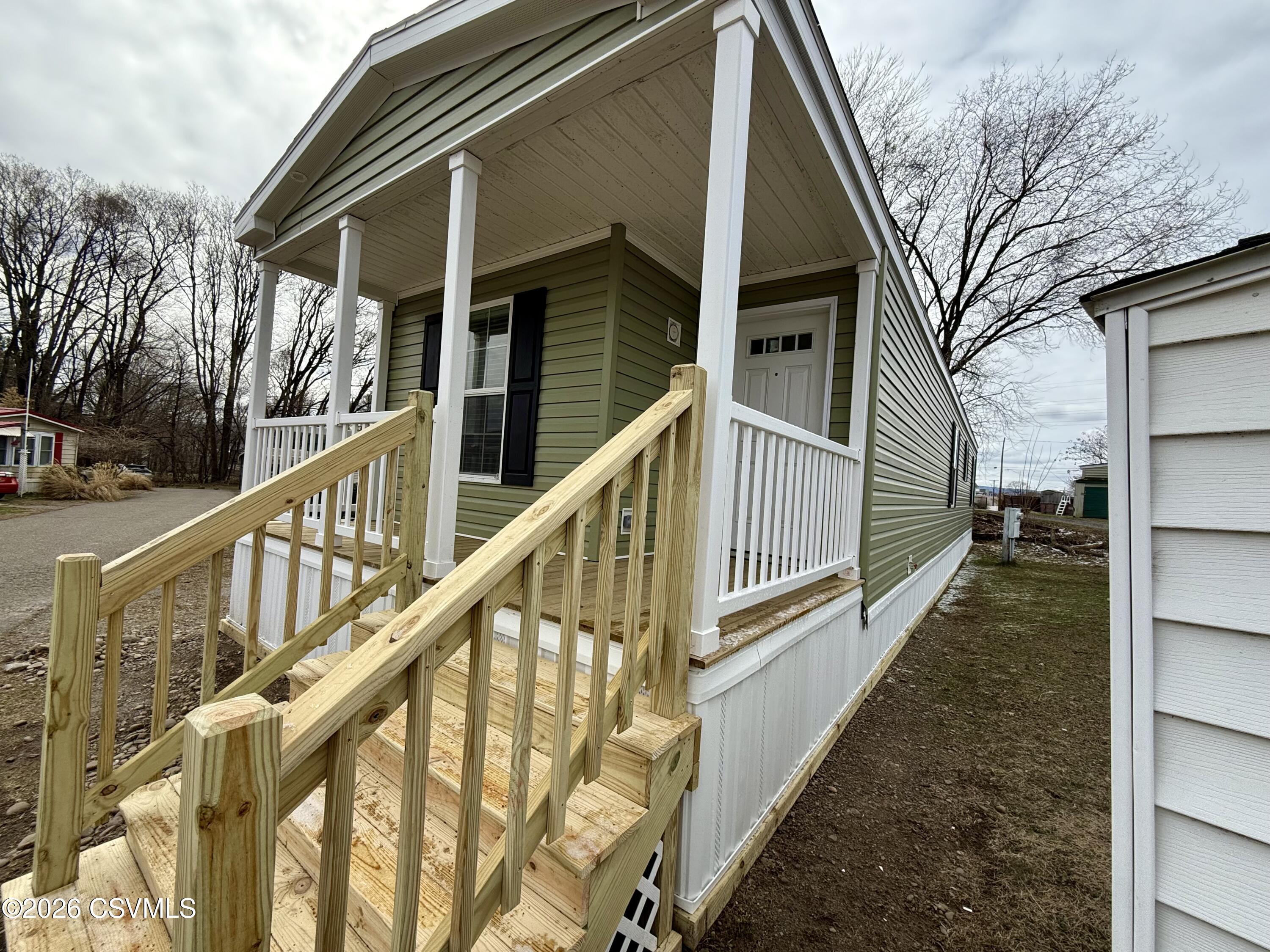 Properties 3 Lot 11,320 e 13th street