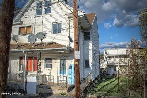 31 S Peach Street, Mt. Carmel, PA 17851 - MLS#: 20-100003