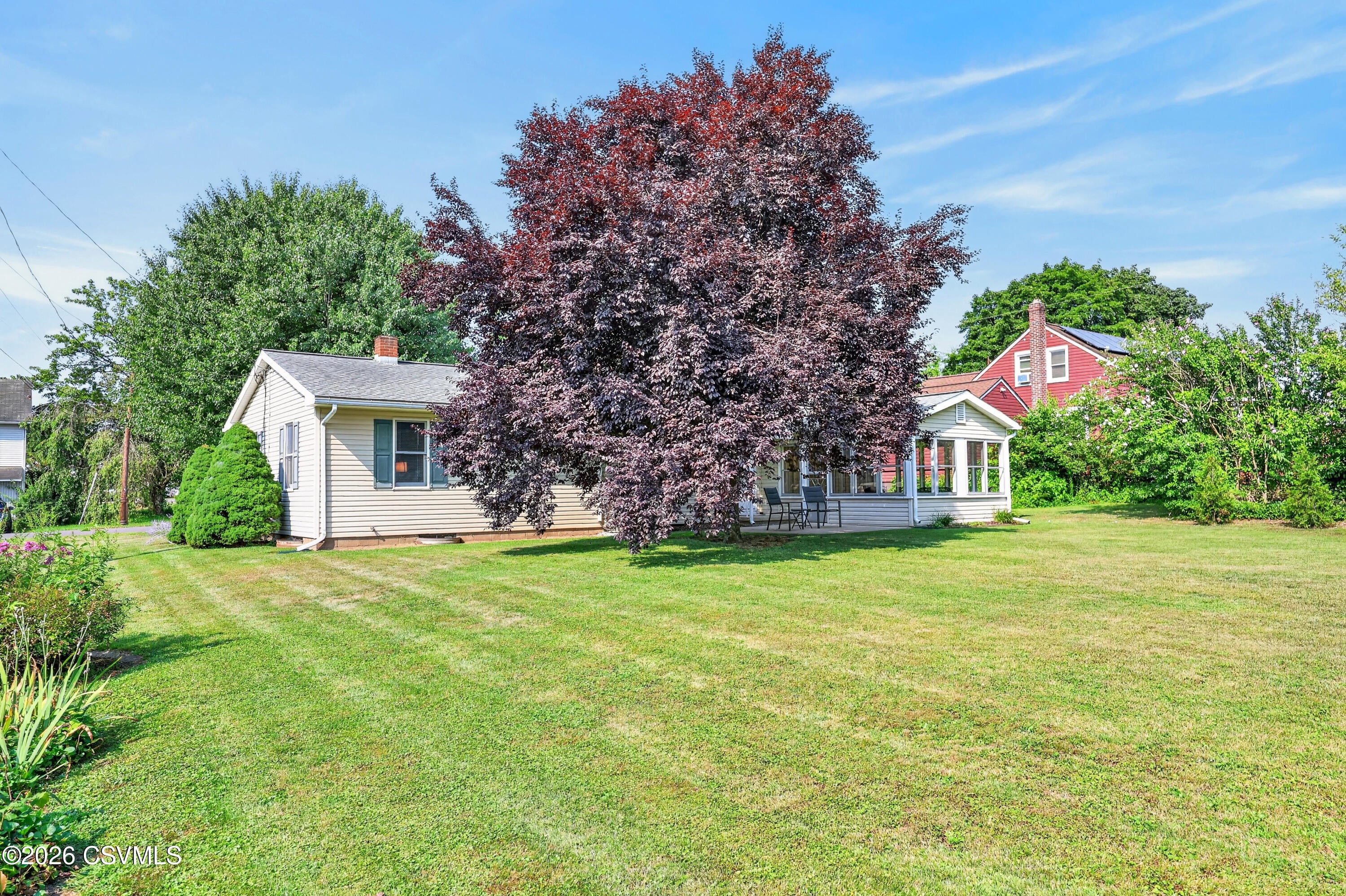 140 PONTIUS Avenue