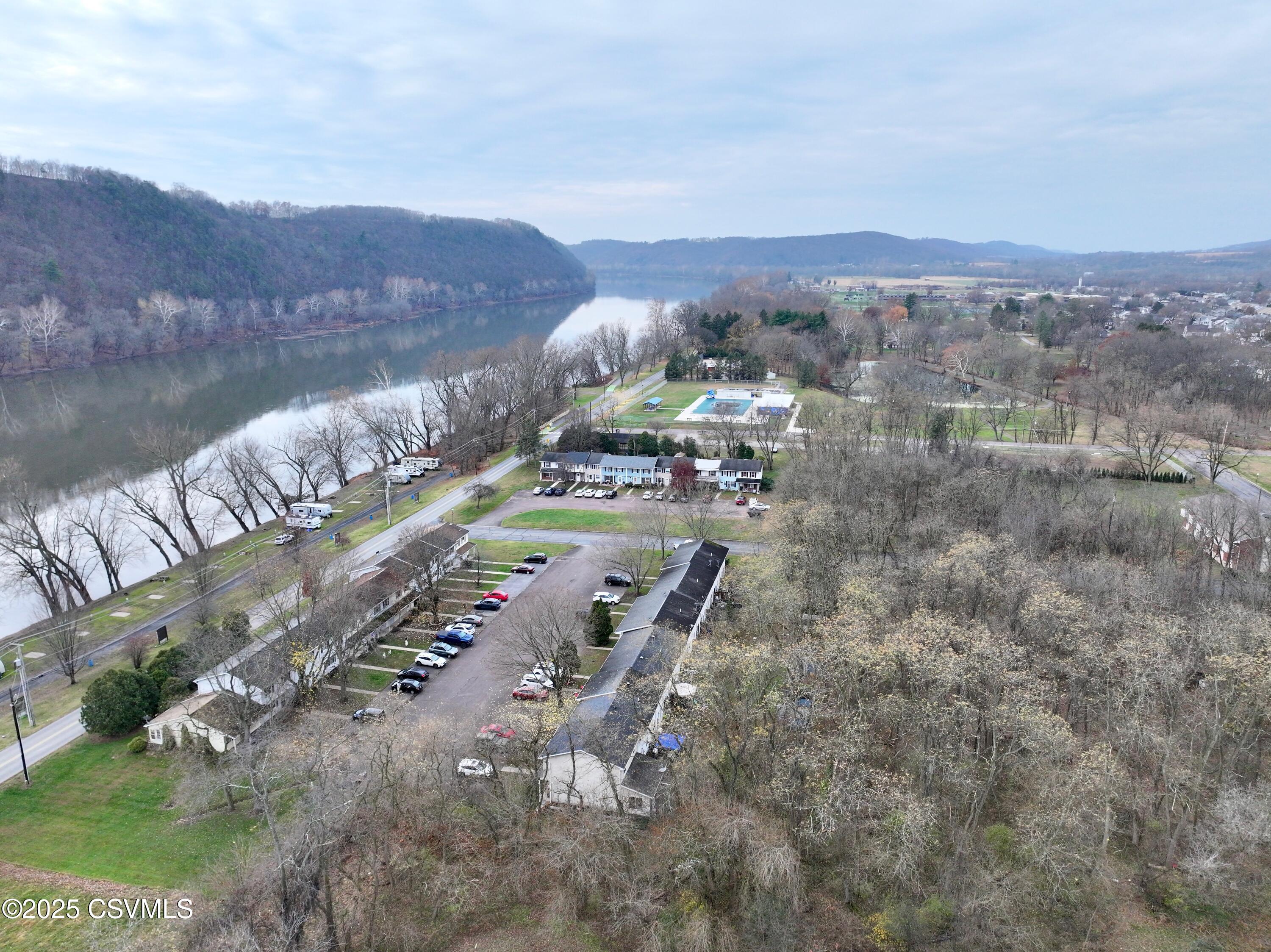 Properties 5 16 PARK Place