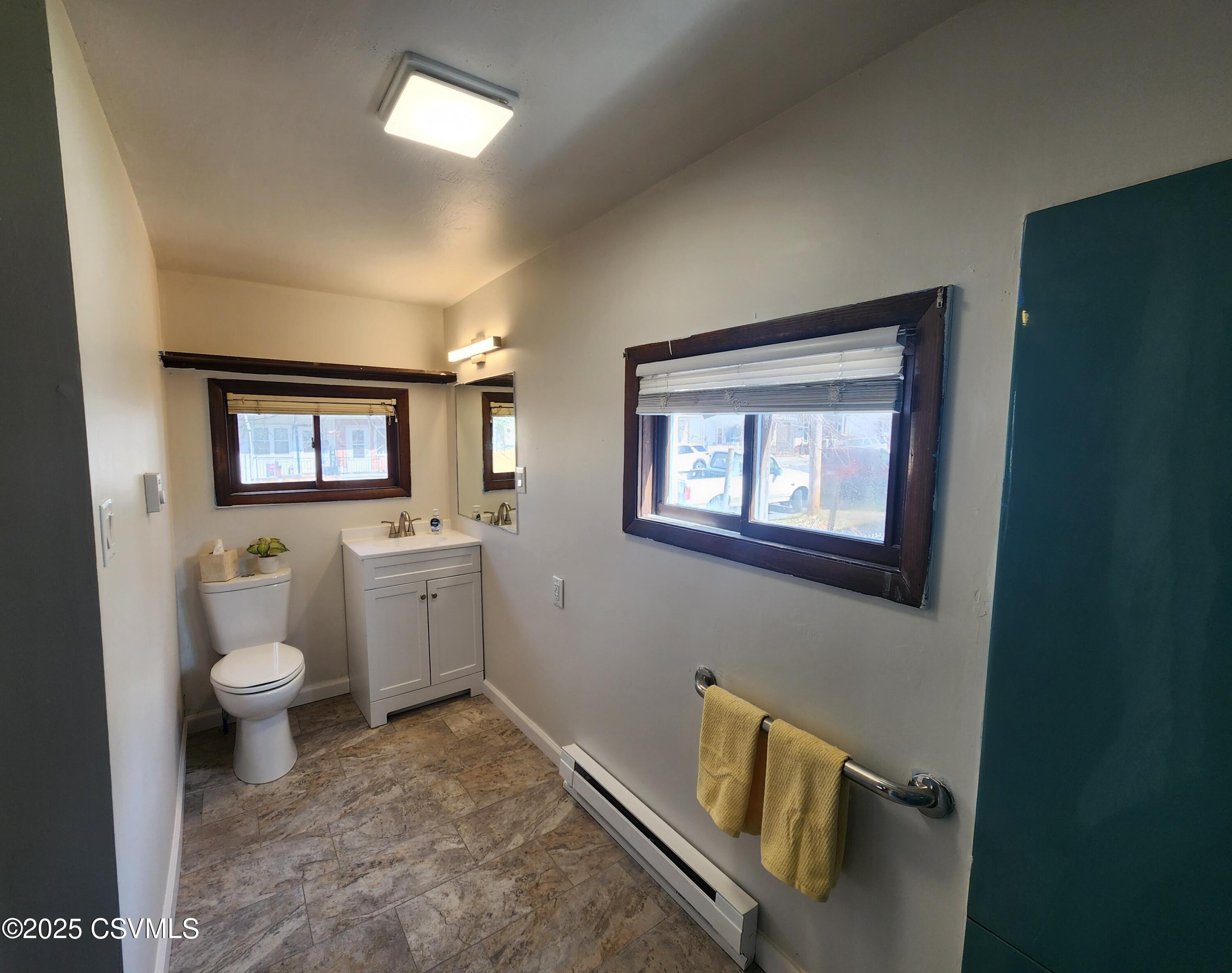 Mt. Carmel, Pennsylvania 17851, United States, 2 Bedrooms Bedrooms, ,2 BathroomsBathrooms,Residential,Active,94026