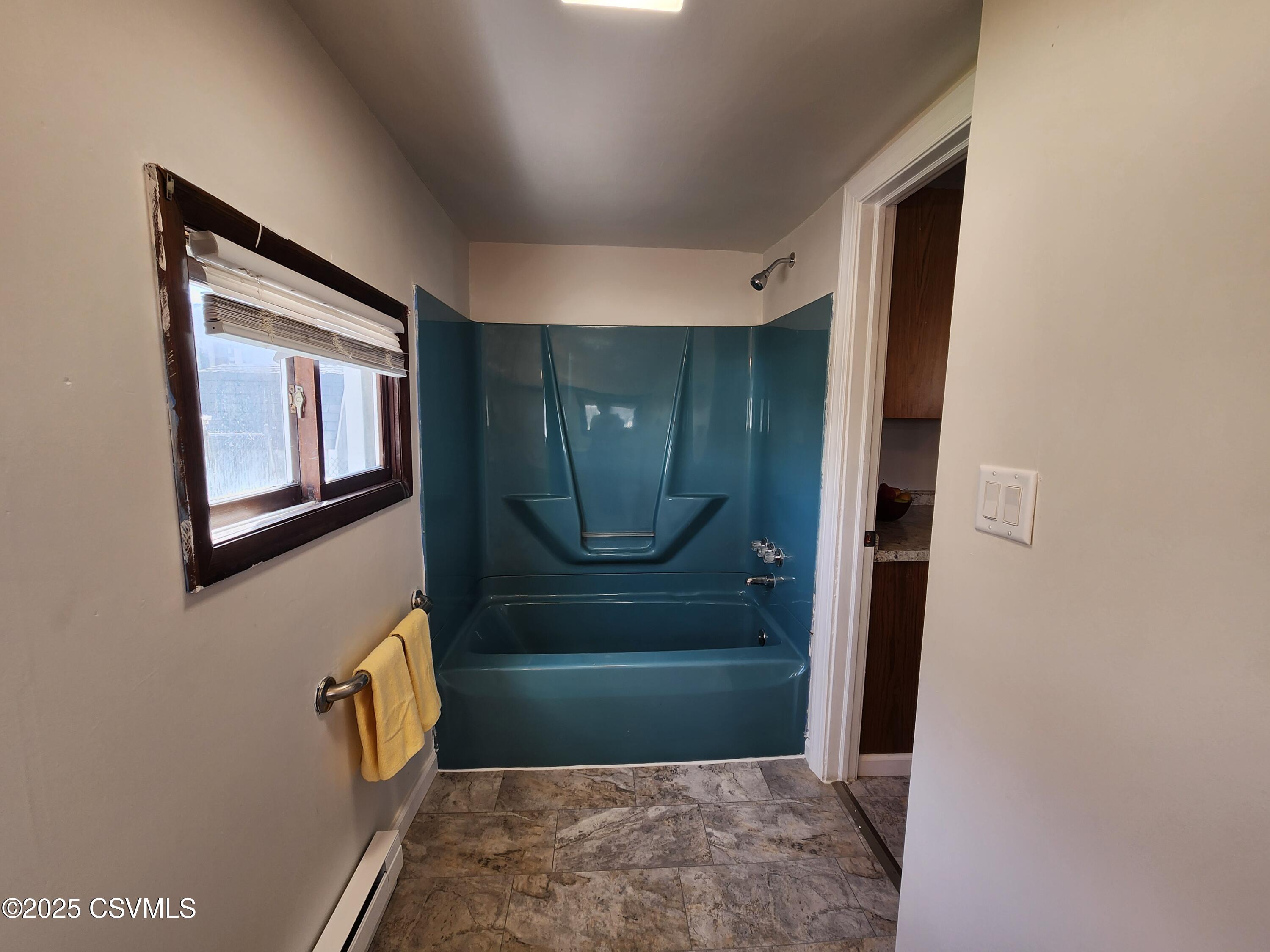 Mt. Carmel, Pennsylvania 17851, United States, 2 Bedrooms Bedrooms, ,2 BathroomsBathrooms,Residential,Active,94026