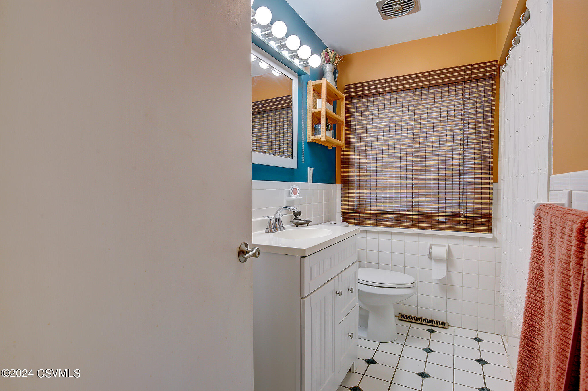 Bloomsburg, Pennsylvania 17815, United States, 3 Bedrooms Bedrooms, ,2 BathroomsBathrooms,Residential,Active,61829