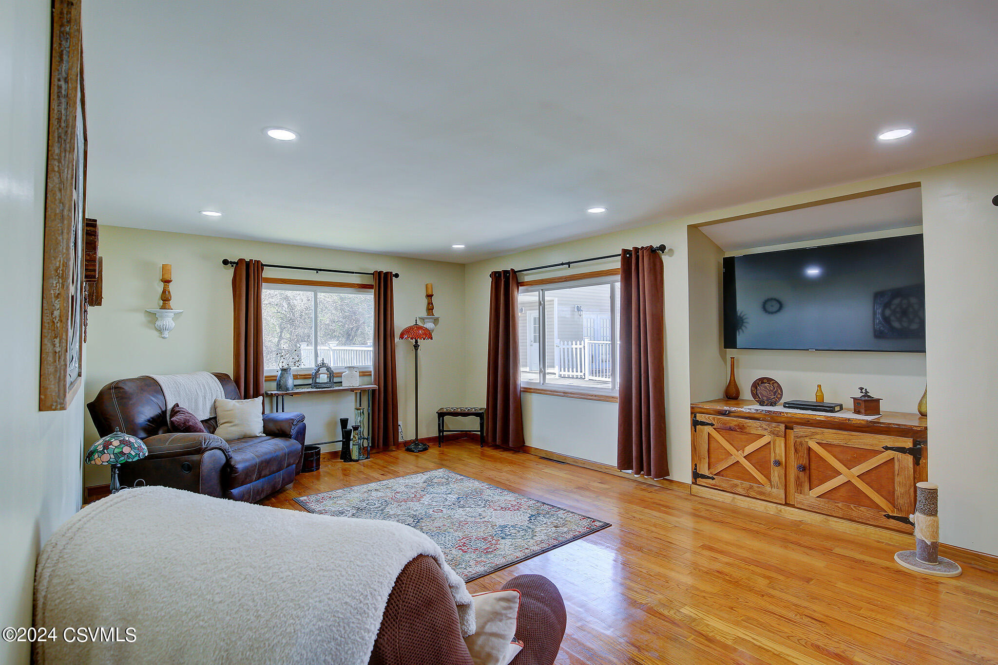 Bloomsburg, Pennsylvania 17815, United States, 3 Bedrooms Bedrooms, ,2 BathroomsBathrooms,Residential,Active,61829
