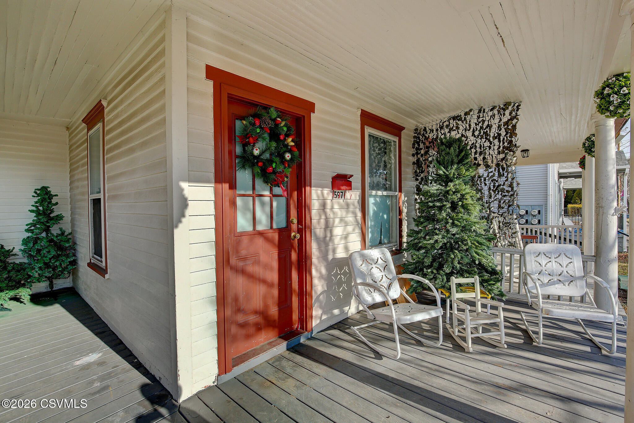 Properties 3 595-597 W MAIN Street