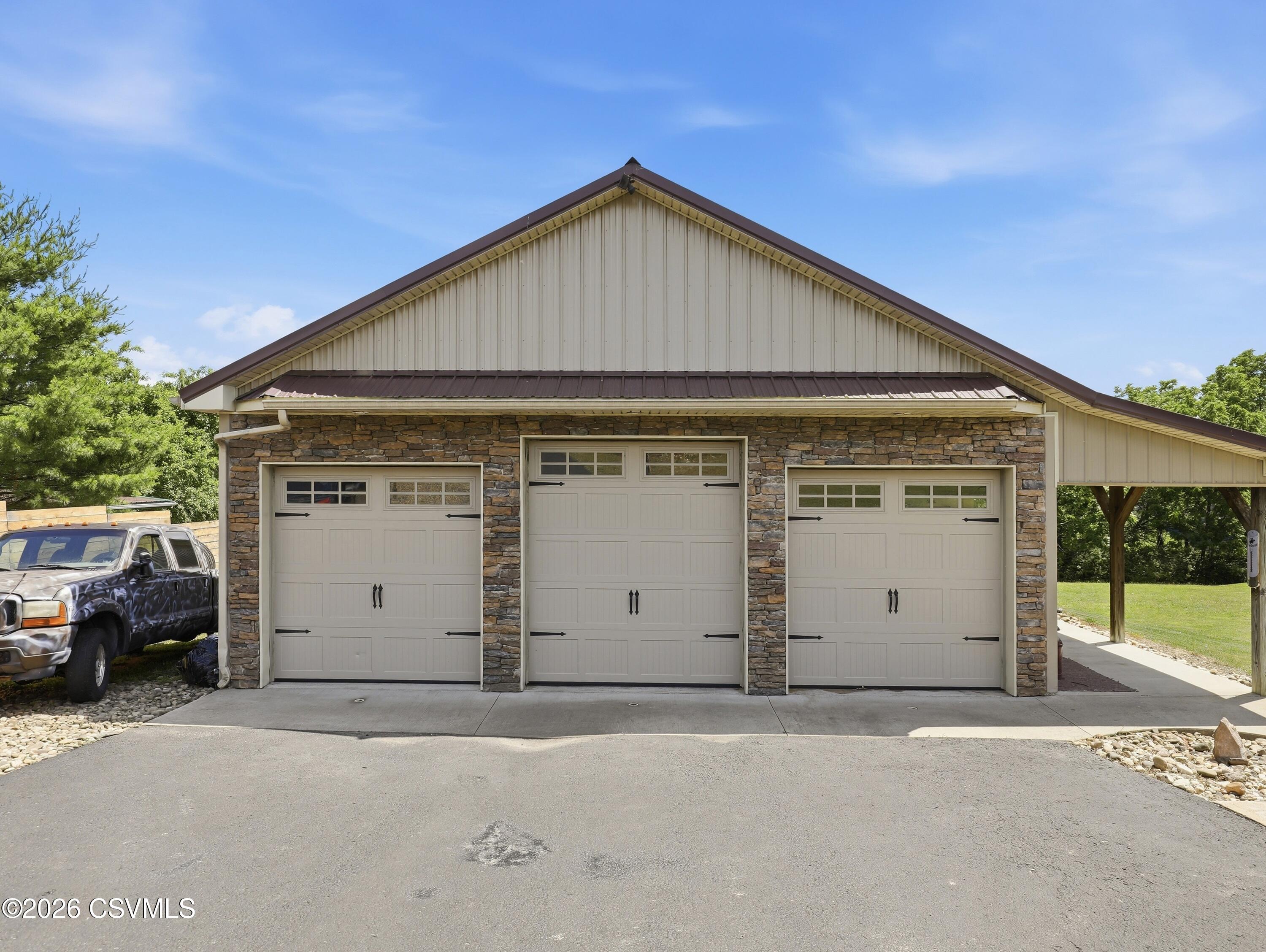 222 s lily road