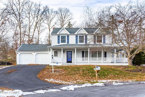 Properties 108 32 HOLLY Court Danville PA 17821