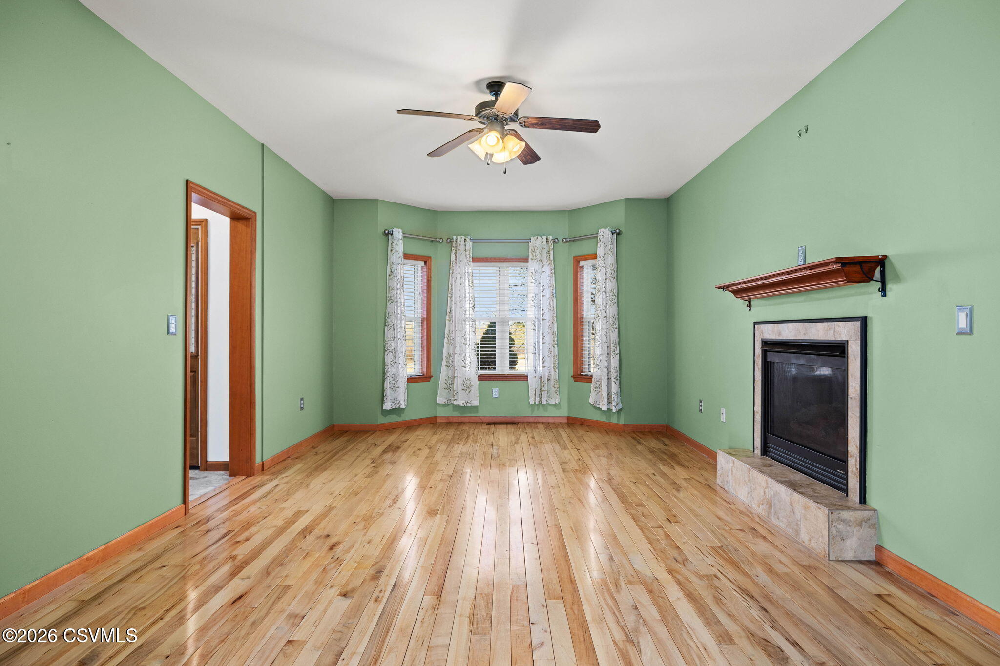 Properties 5 292 COLUMBIA HILL Road