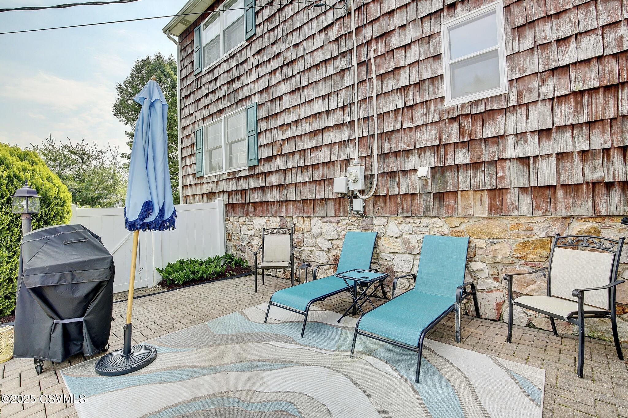 Lewisburg, Pennsylvania 17837, United States, 4 Bedrooms Bedrooms, ,2 BathroomsBathrooms,Residential,Active,136070