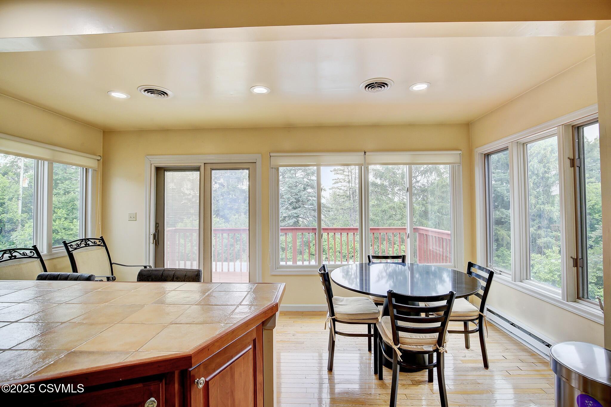 Lewisburg, Pennsylvania 17837, United States, 4 Bedrooms Bedrooms, ,2 BathroomsBathrooms,Residential,Active,136070