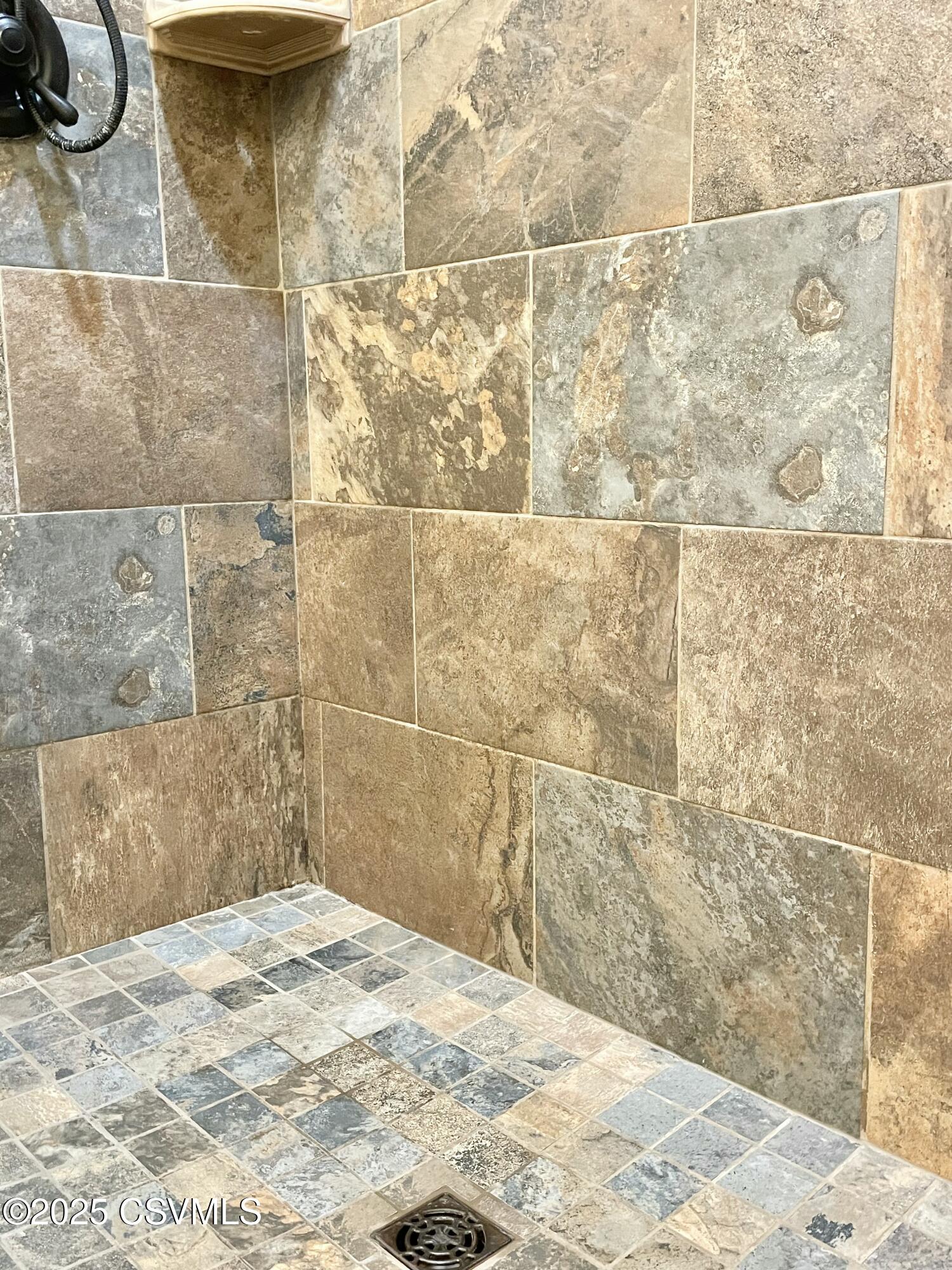 Lewisburg, Pennsylvania 17837, United States, 4 Bedrooms Bedrooms, ,2 BathroomsBathrooms,Residential,Active,136070