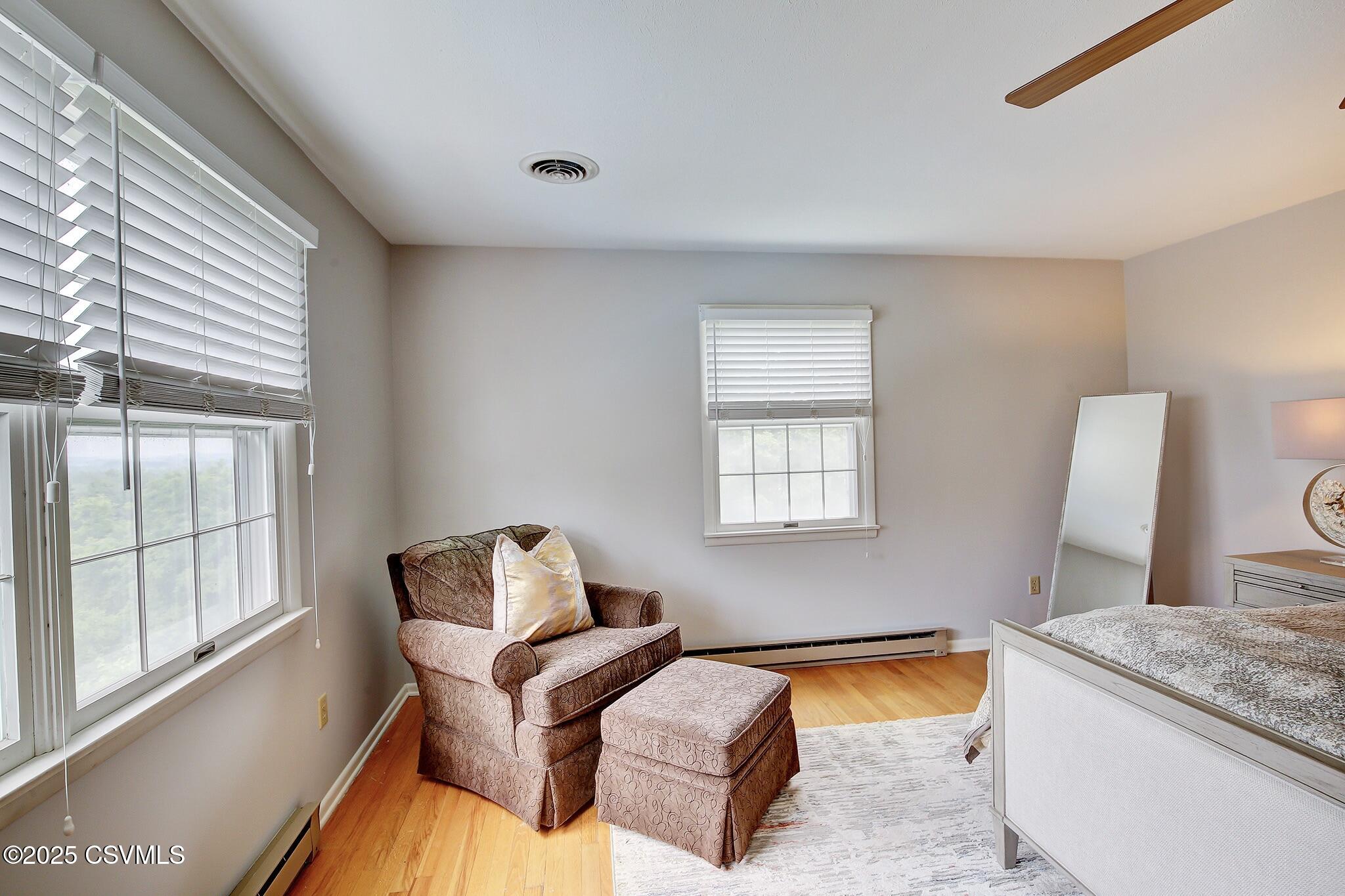 Lewisburg, Pennsylvania 17837, United States, 4 Bedrooms Bedrooms, ,2 BathroomsBathrooms,Residential,Active,136070