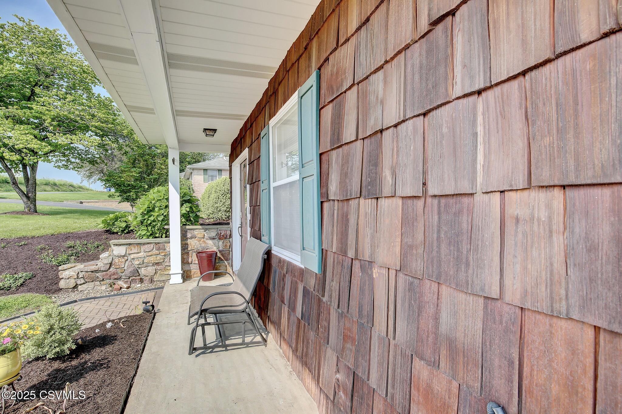 Lewisburg, Pennsylvania 17837, United States, 4 Bedrooms Bedrooms, ,2 BathroomsBathrooms,Residential,Active,136070