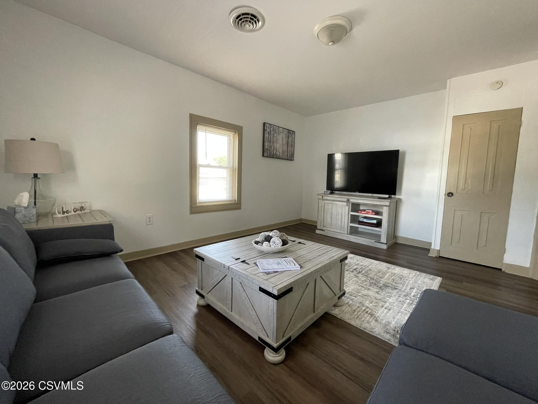 Properties 5 2310 old berwick road