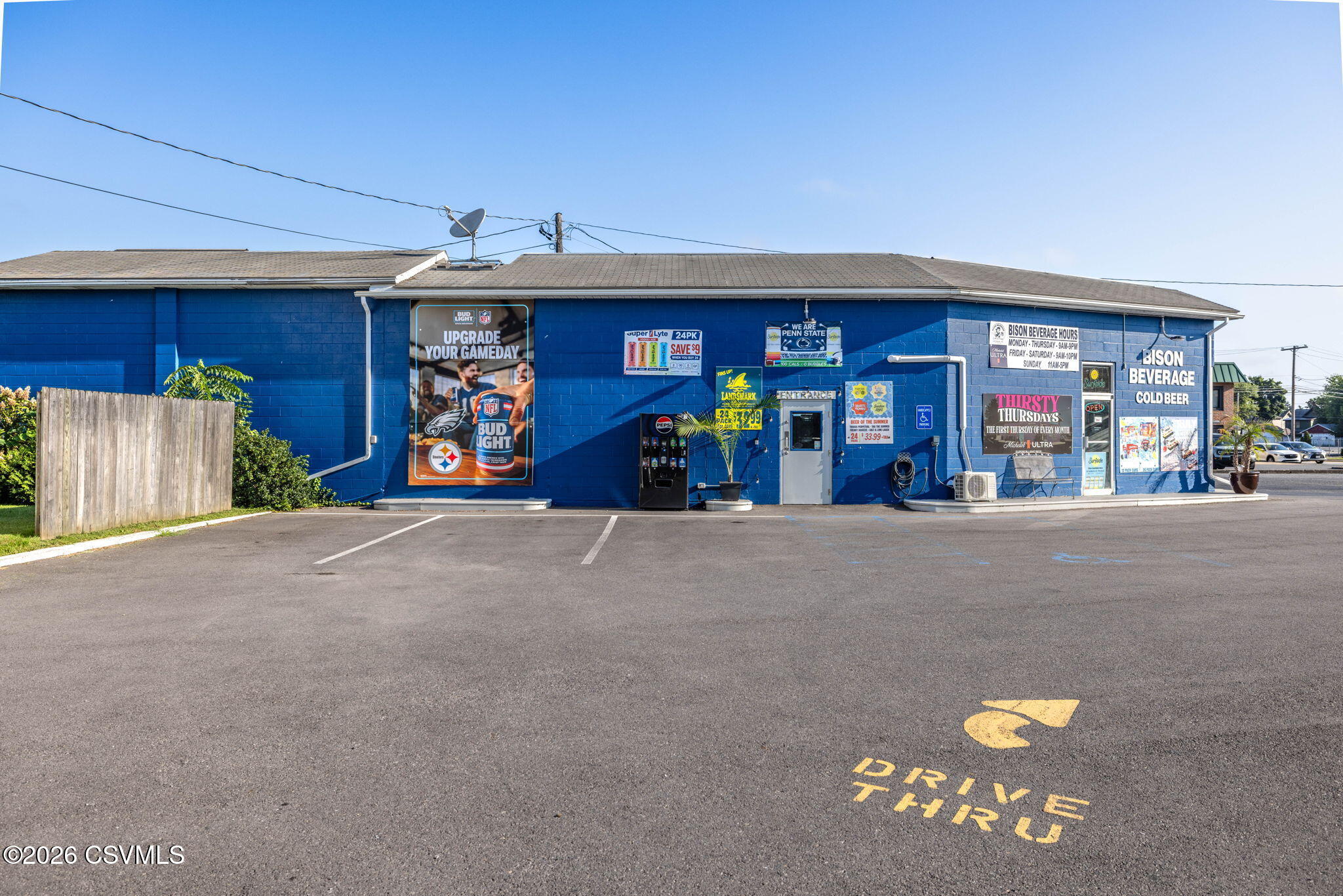 910 w market street
