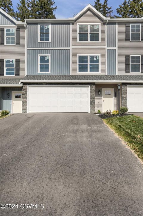 86 LIMERICK Lane Selinsgrove PA 17870
