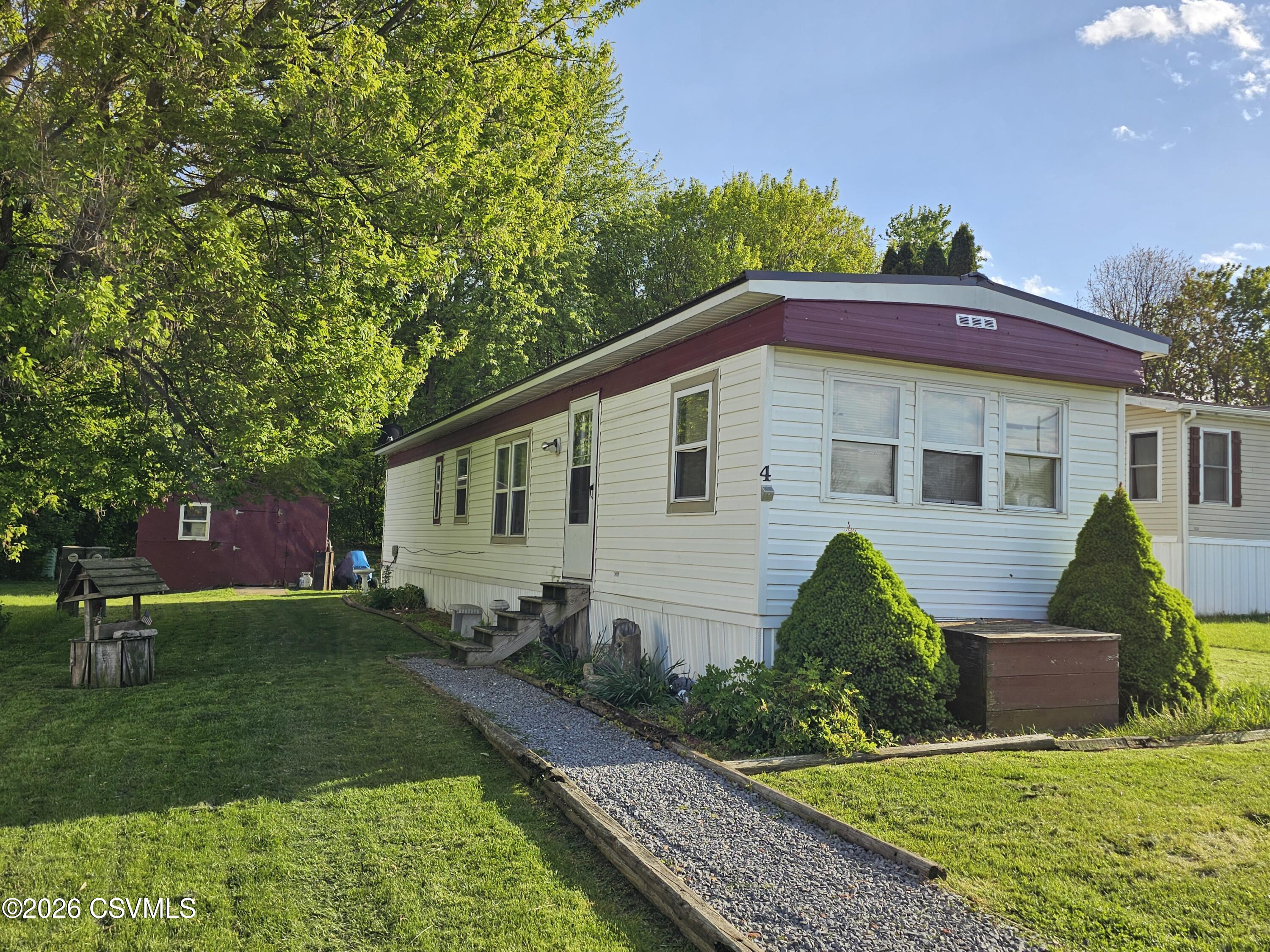 Properties 6 4 oxford drive