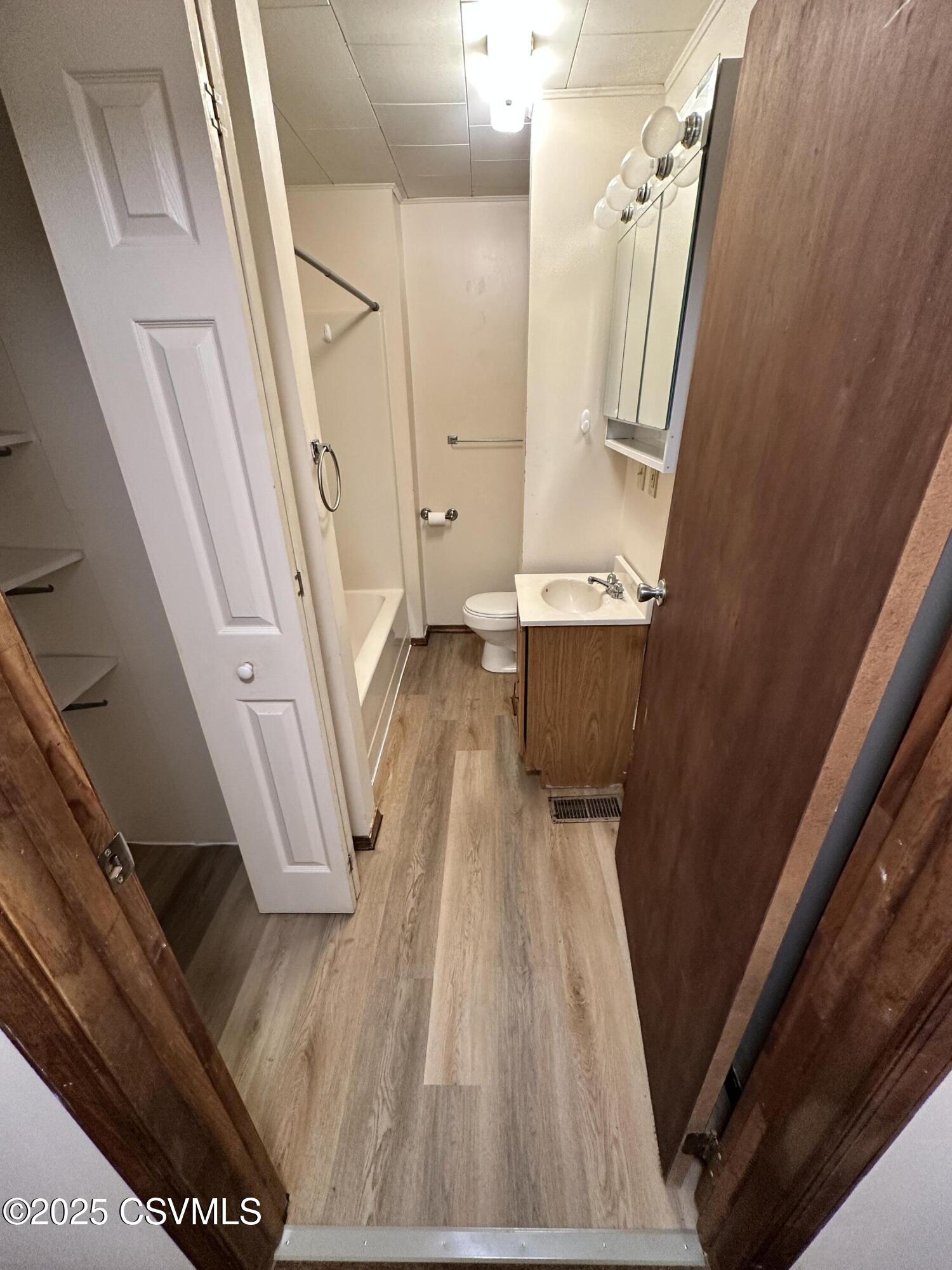 Berwick, Pennsylvania 18603, United States, 2 Bedrooms Bedrooms, ,1 BathroomBathrooms,Residential,Active,170998