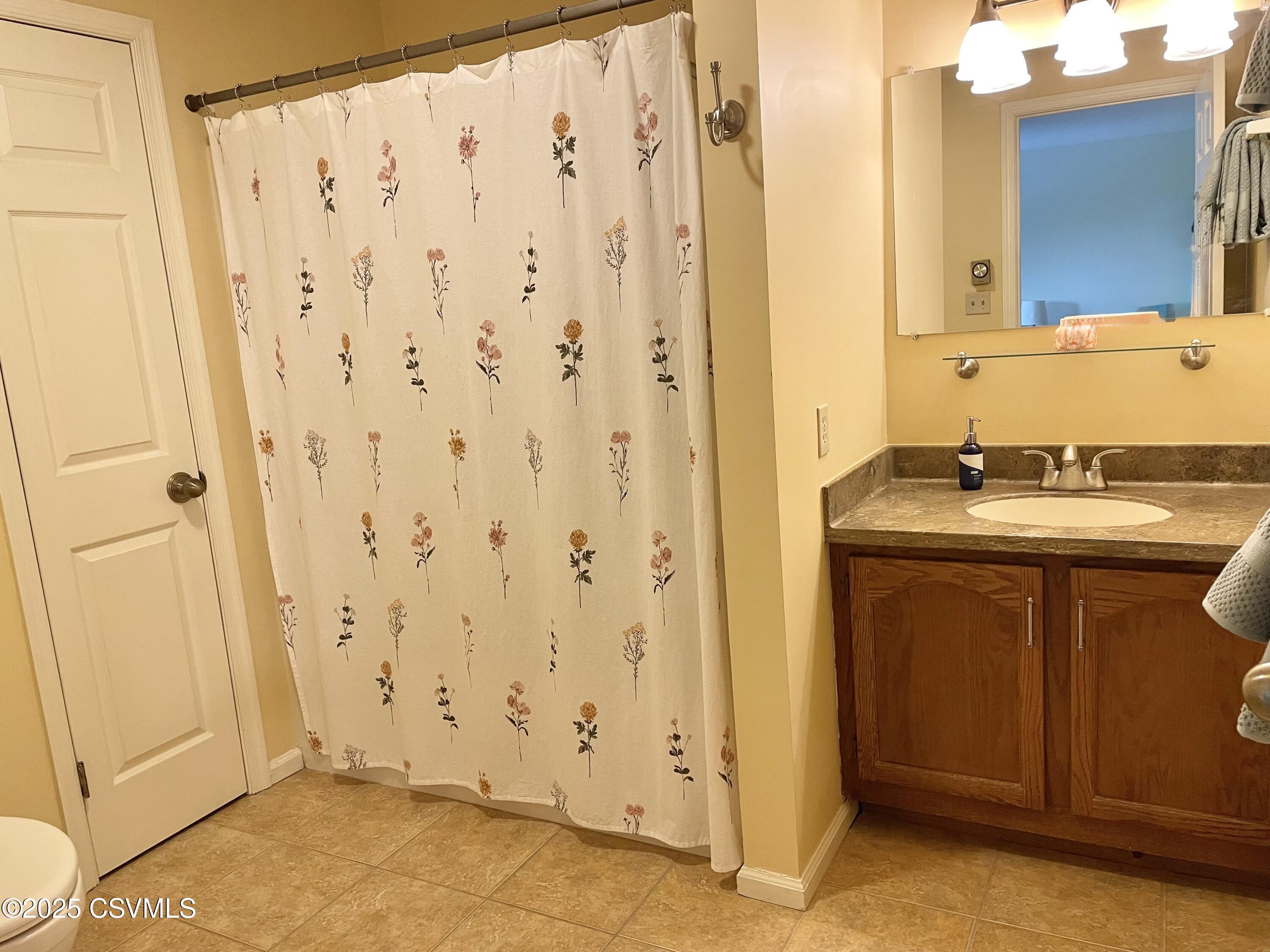 Lewisburg, Pennsylvania 17837, United States, 2 Bedrooms Bedrooms, ,2 BathroomsBathrooms,Residential,Active,121118