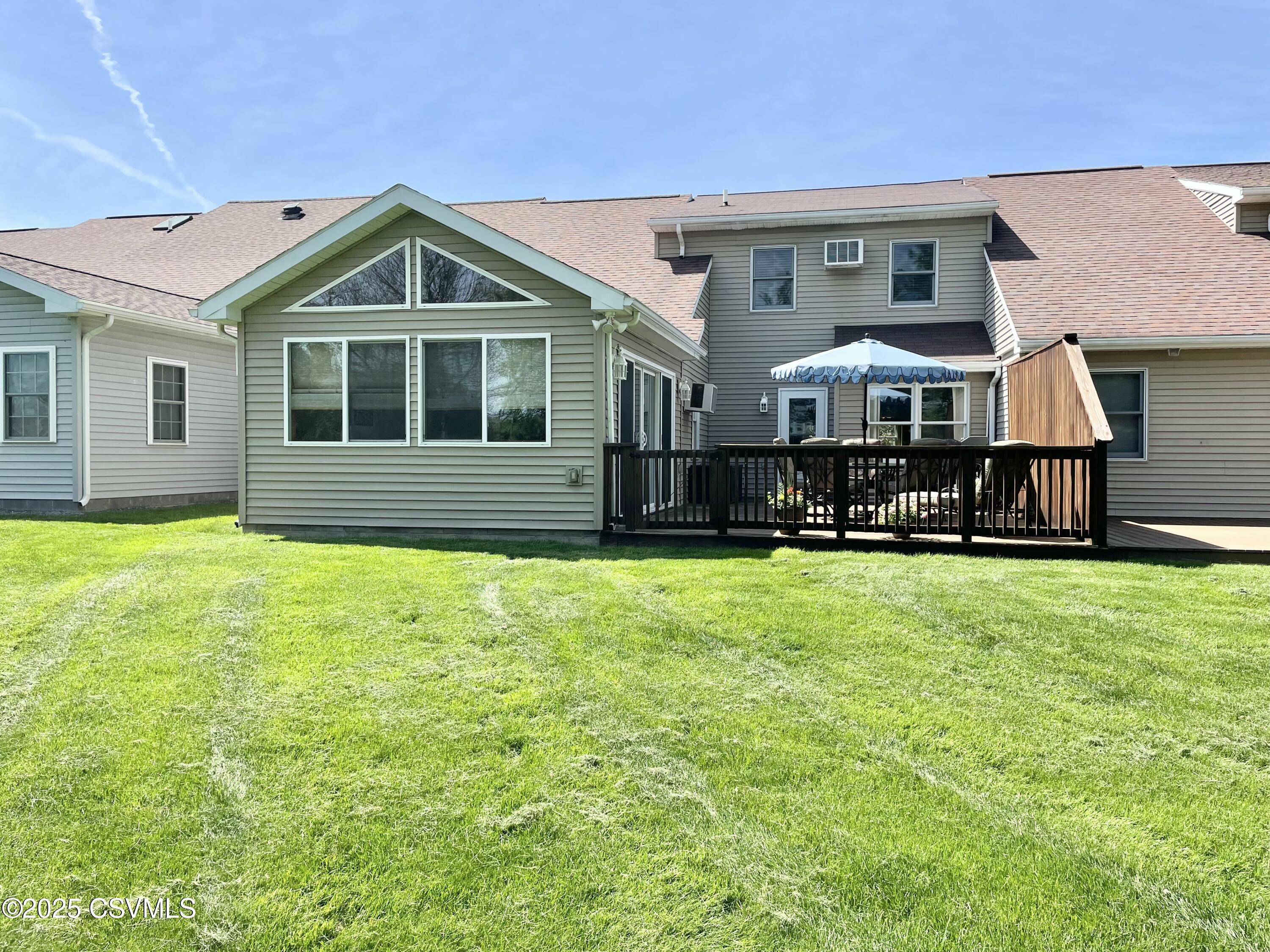 Lewisburg, Pennsylvania 17837, United States, 2 Bedrooms Bedrooms, ,2 BathroomsBathrooms,Residential,Active,121118