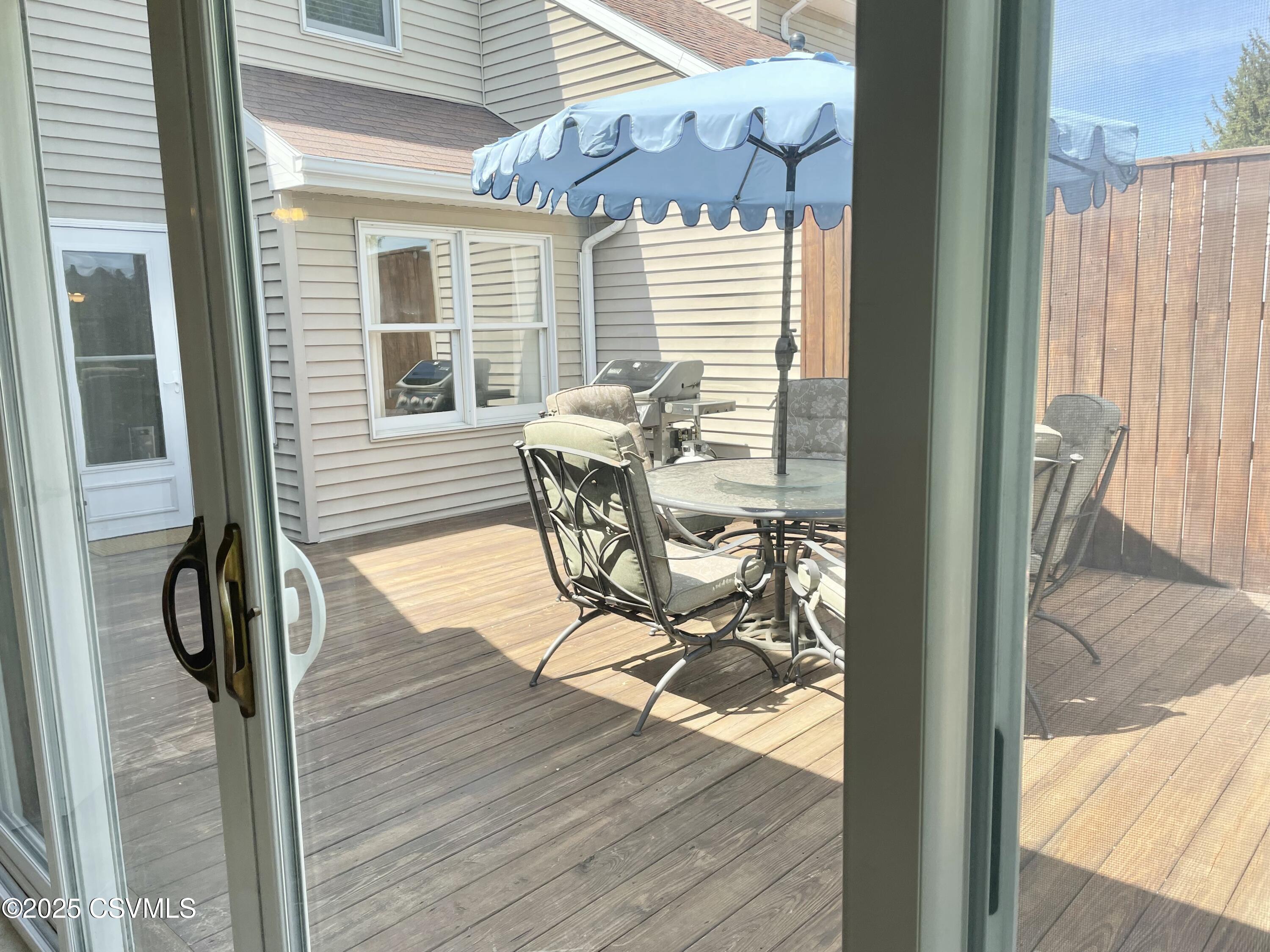 Lewisburg, Pennsylvania 17837, United States, 2 Bedrooms Bedrooms, ,2 BathroomsBathrooms,Residential,Active,121118