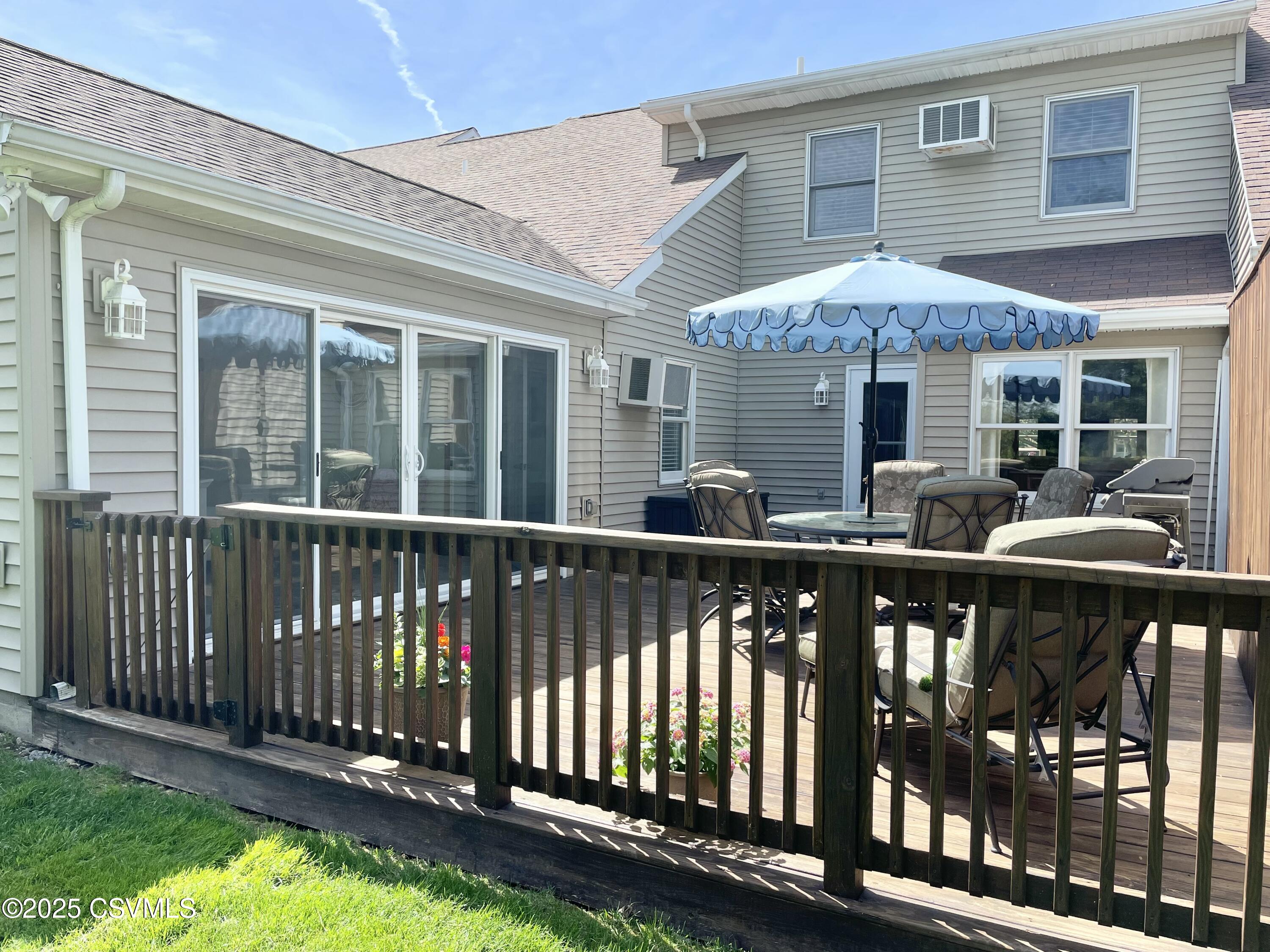 Lewisburg, Pennsylvania 17837, United States, 2 Bedrooms Bedrooms, ,2 BathroomsBathrooms,Residential,Active,121118