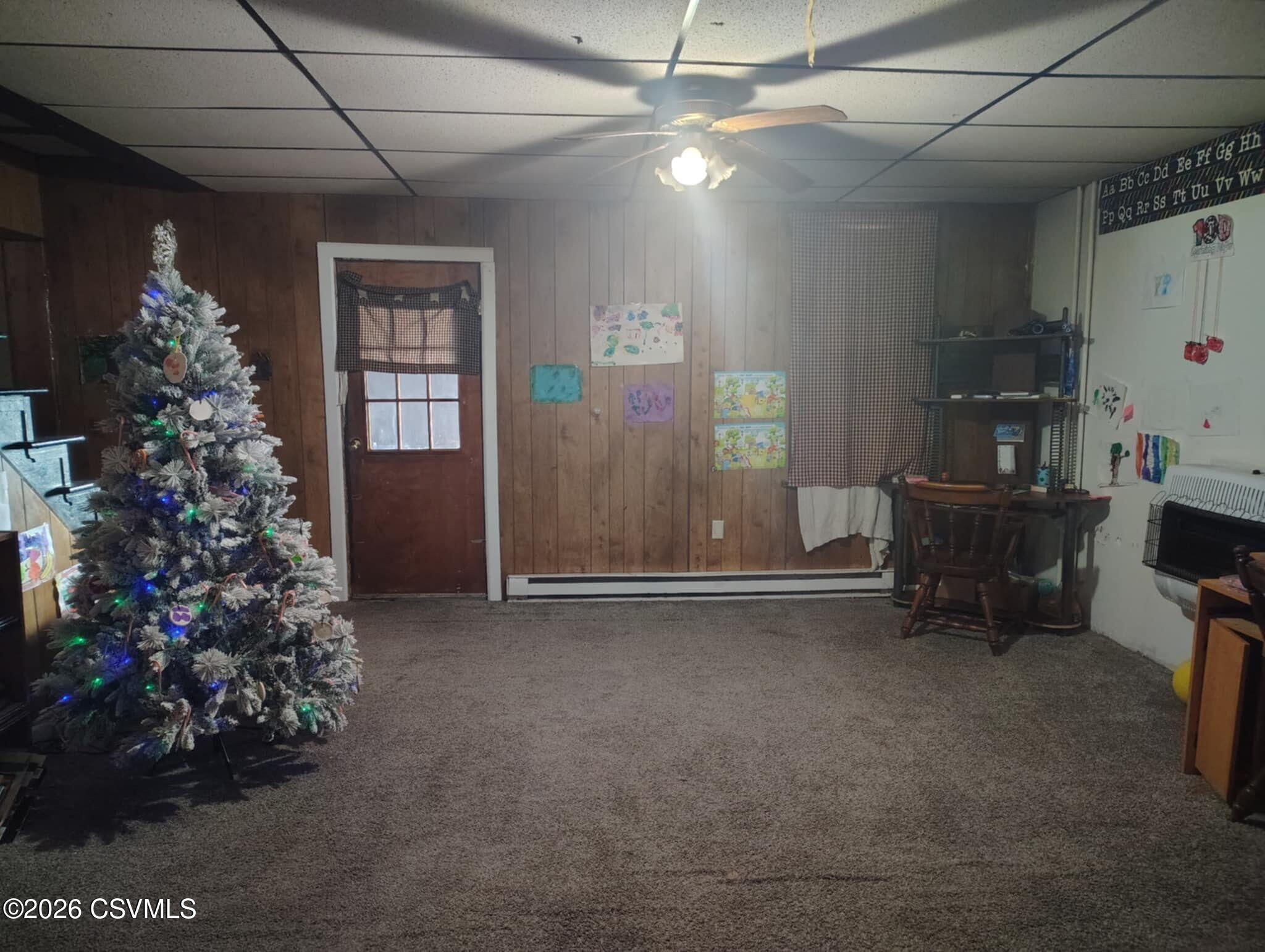 Properties 3 714 E SUNBURY Street