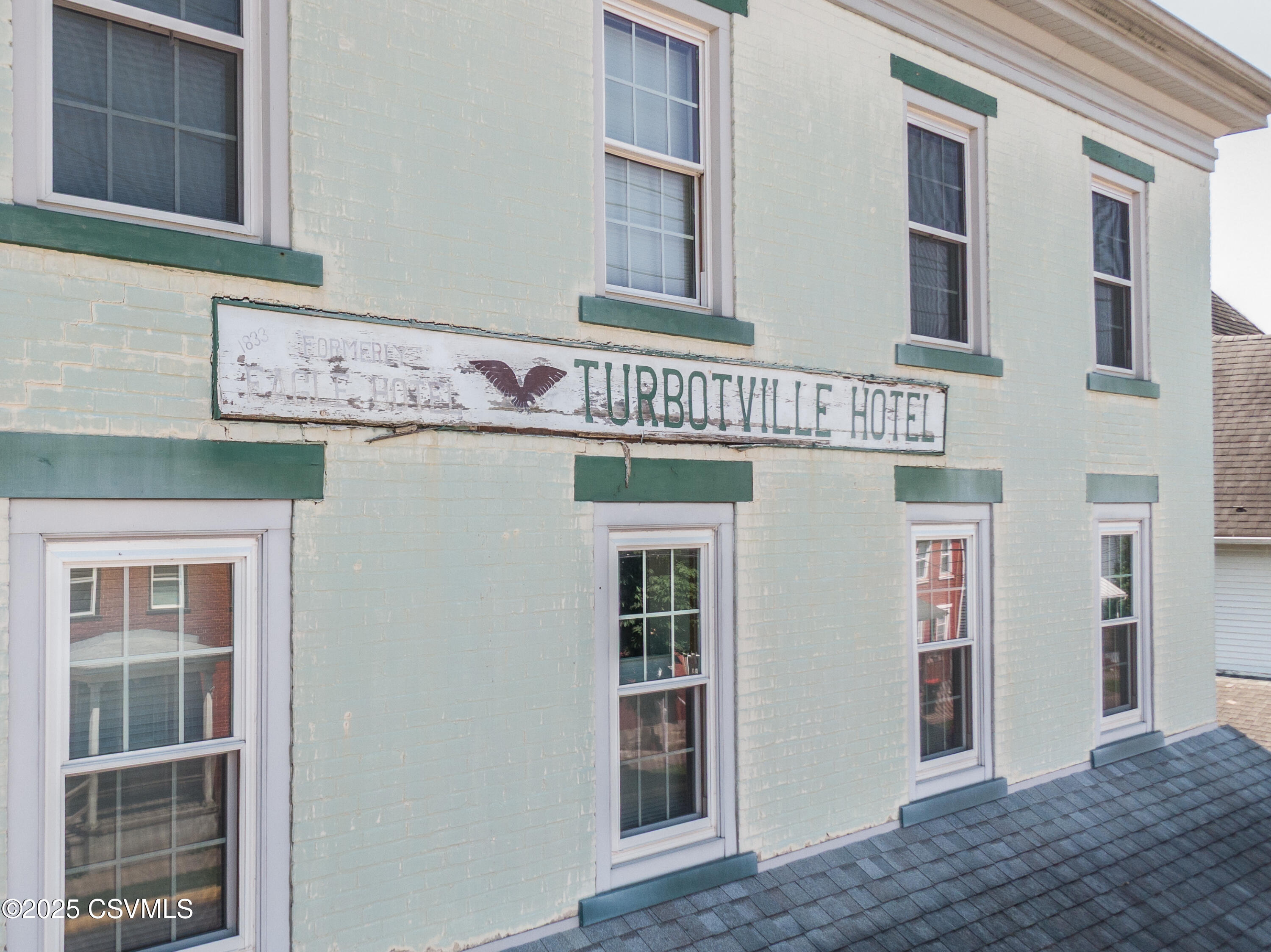 305 MAIN Street