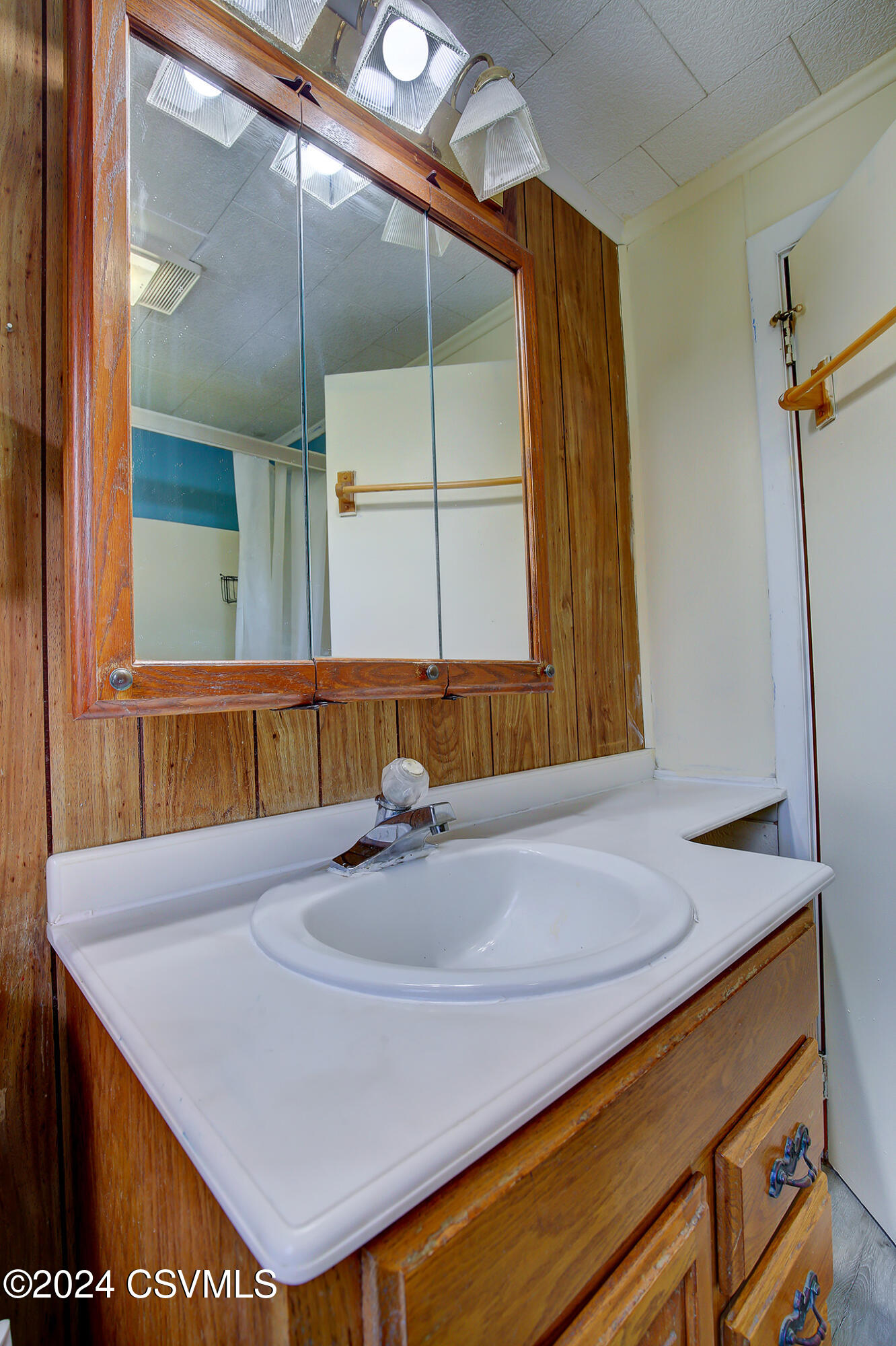 Millville, Pennsylvania 17846, United States, 3 Bedrooms Bedrooms, ,2 BathroomsBathrooms,Residential,Active,32230