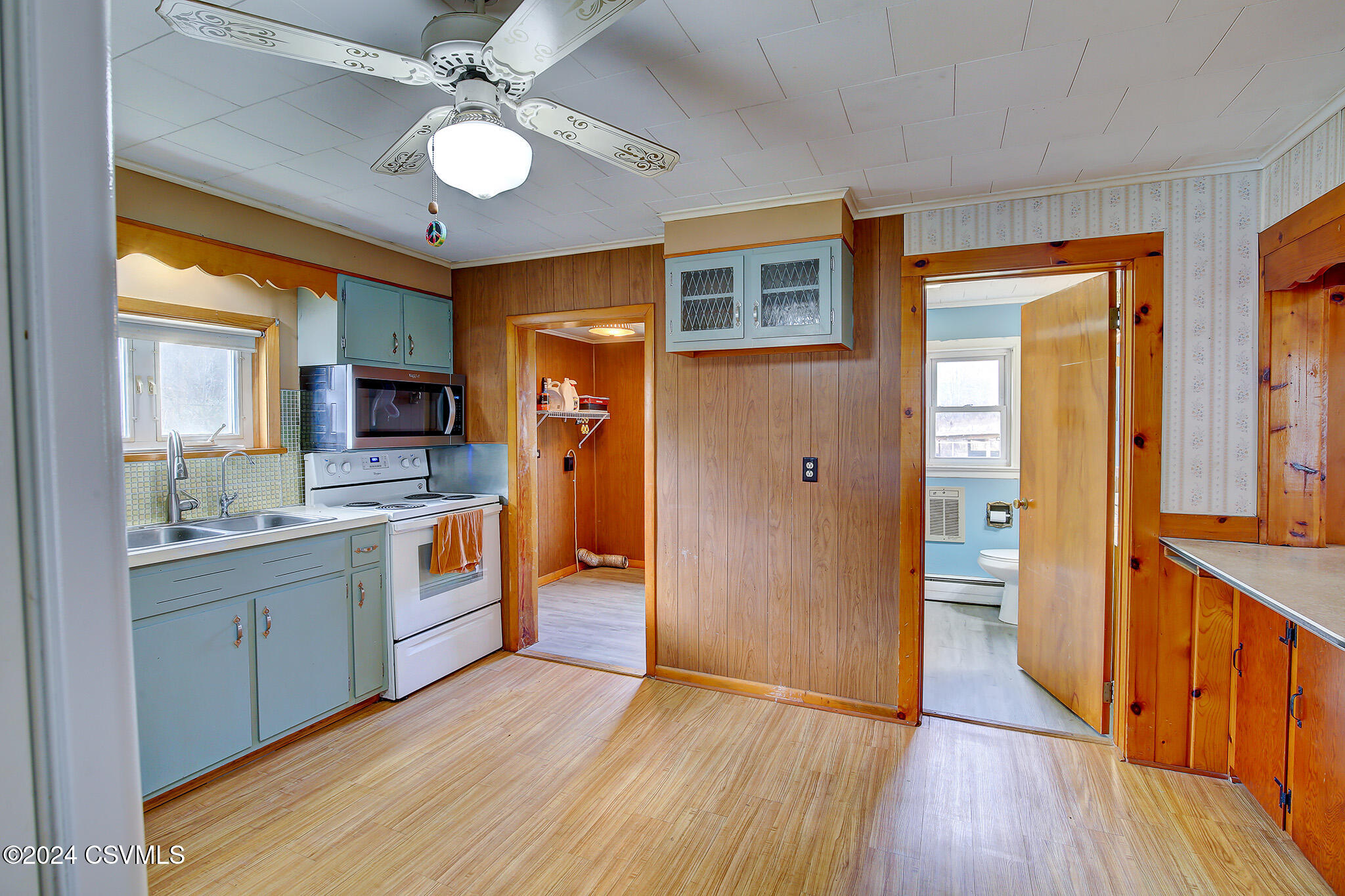 Millville, Pennsylvania 17846, United States, 3 Bedrooms Bedrooms, ,2 BathroomsBathrooms,Residential,Active,32230
