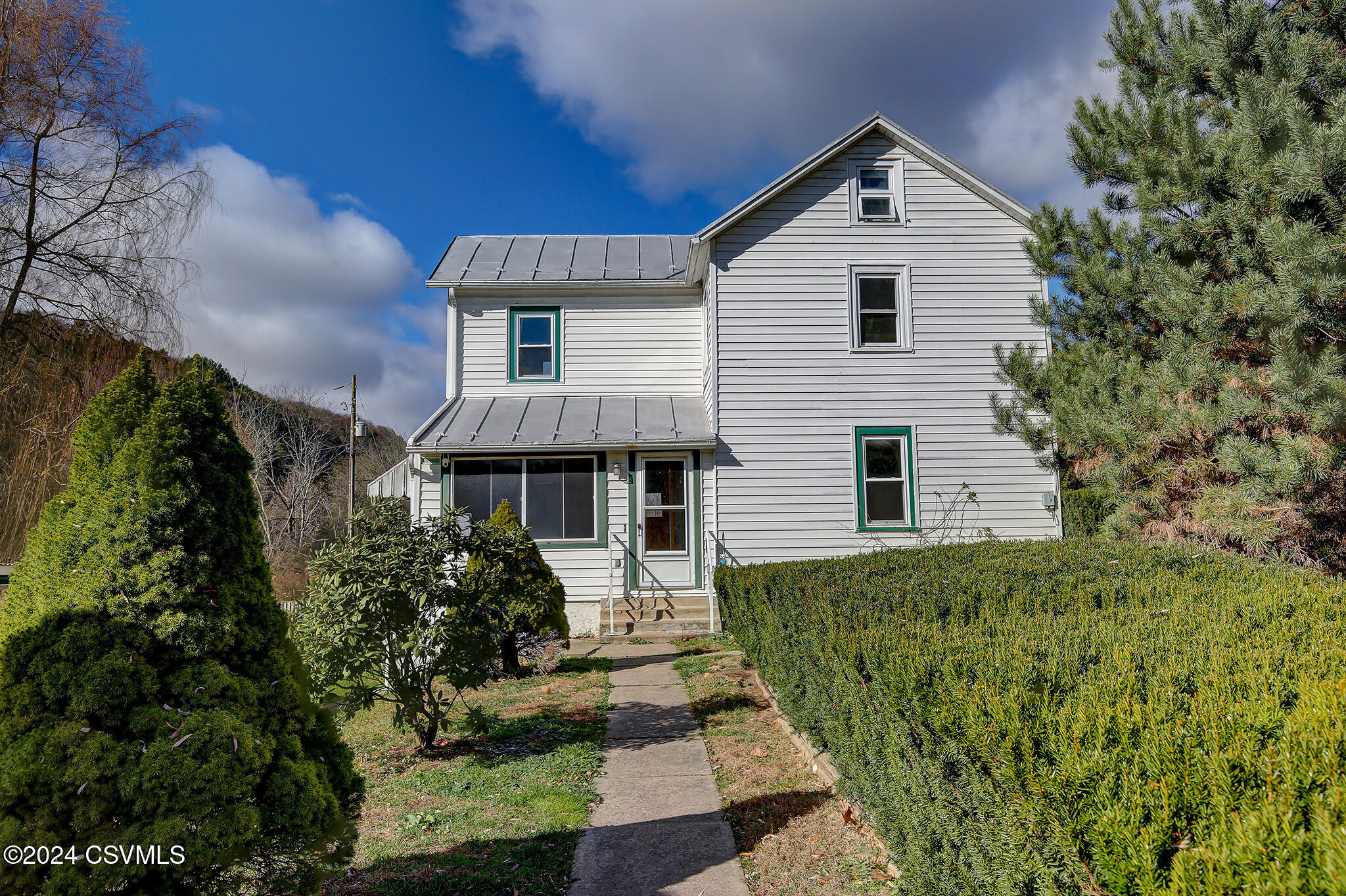 Millville, Pennsylvania 17846, United States, 3 Bedrooms Bedrooms, ,2 BathroomsBathrooms,Residential,Active,32230