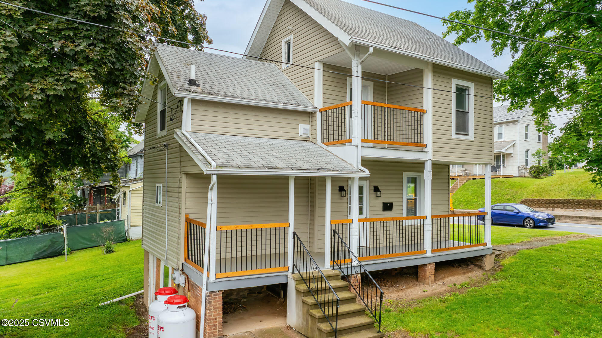 524 MILL Street