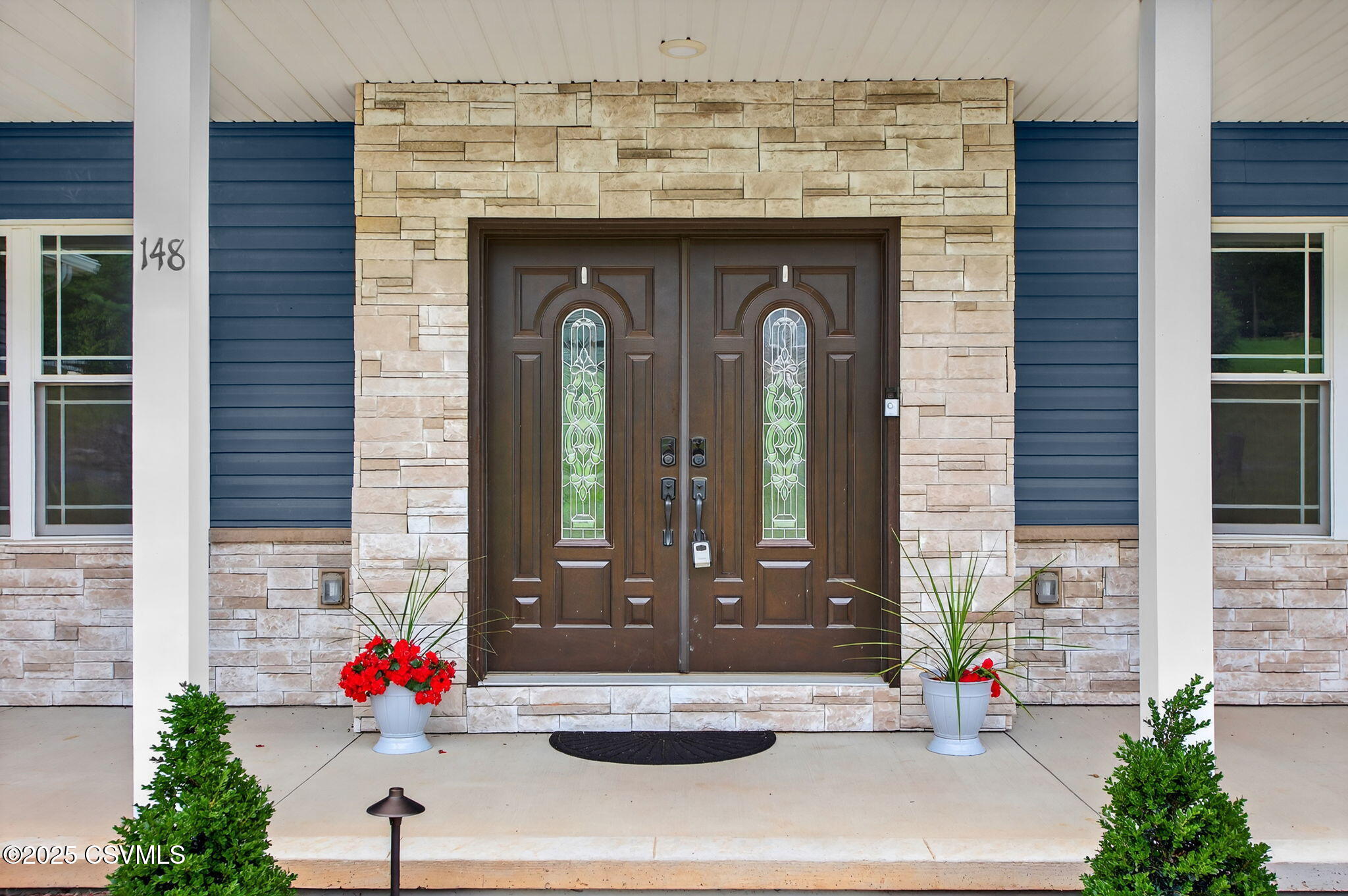 148 OAKWOOD Drive