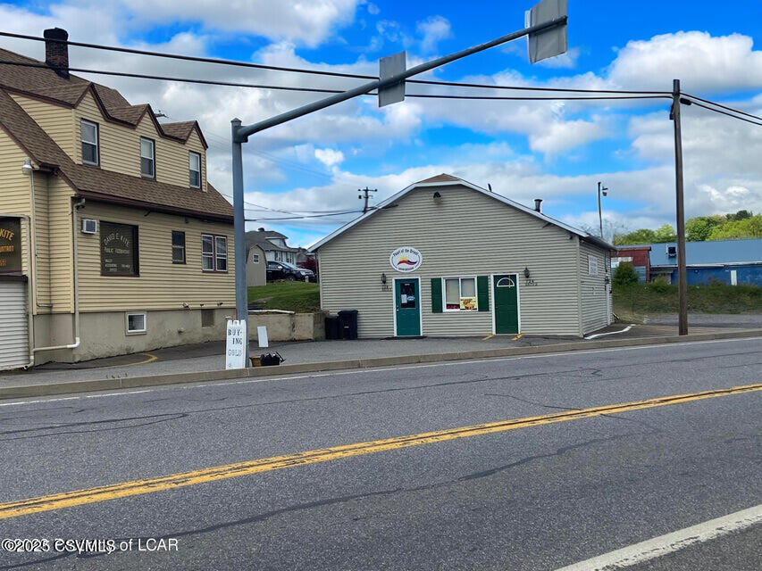 707 MAIN Street