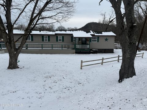 Realtor.com Bloomsburg Pa or Realtor in Bloomsburg 31 645 SOUTHDALE Road Shickshinny PA 18655