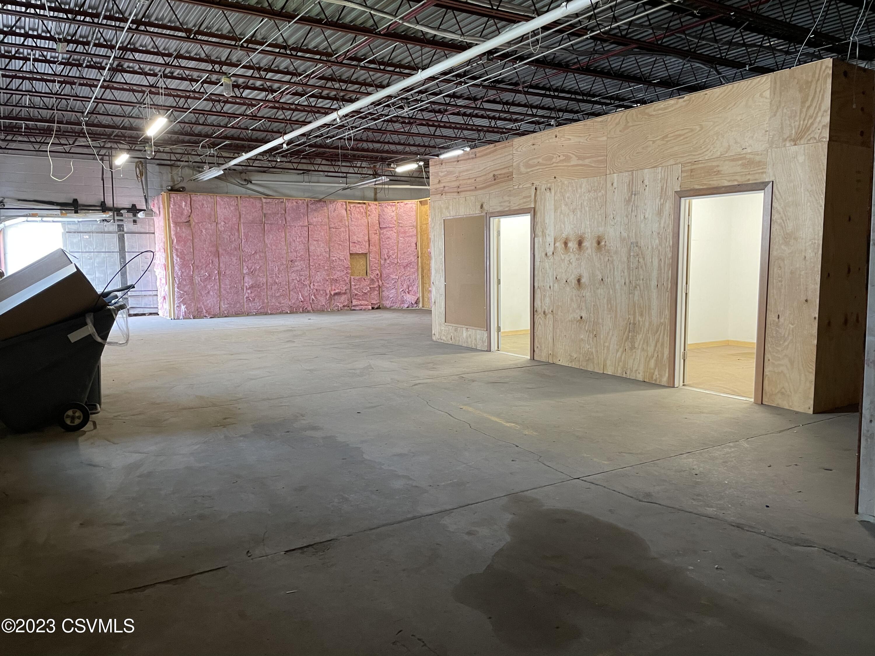 Mifflinburg, Pennsylvania 17844, United States, ,1 BathroomBathrooms,Residential,Active,72872