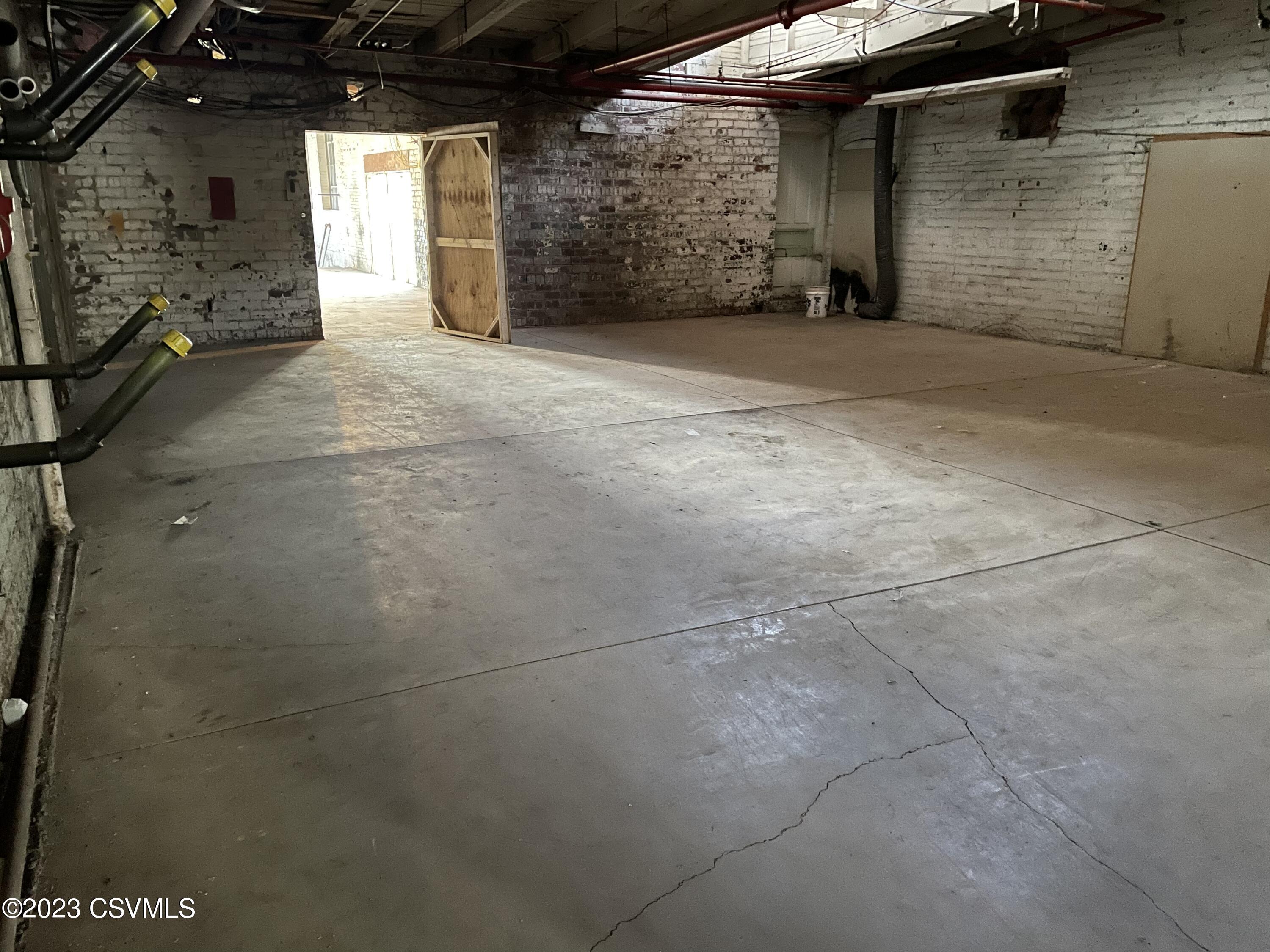 Mifflinburg, Pennsylvania 17844, United States, ,1 BathroomBathrooms,Residential,Active,72872